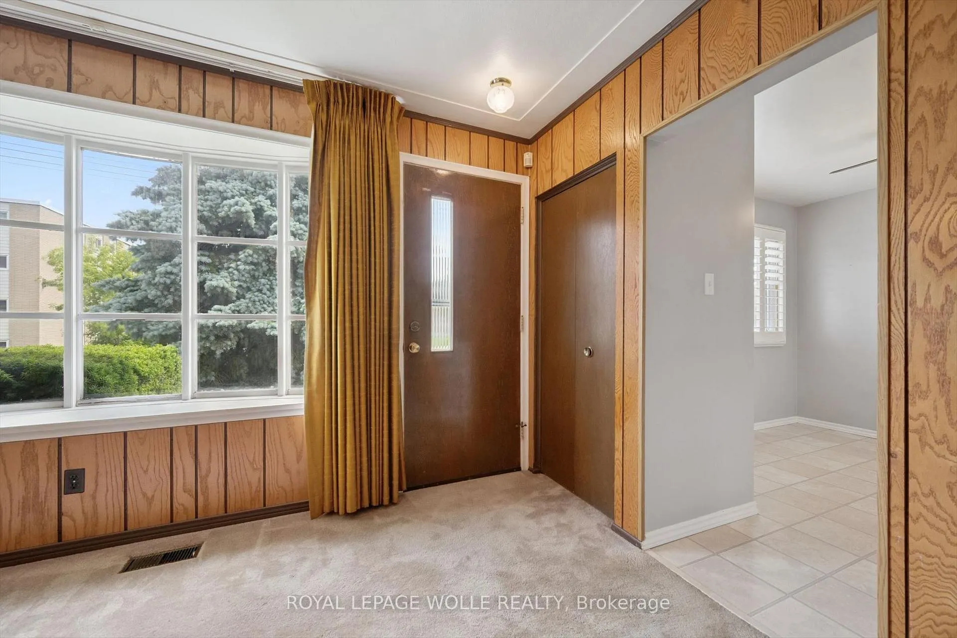 Photo 8 of 19 Weichel Street, Kitchener — HOMEH