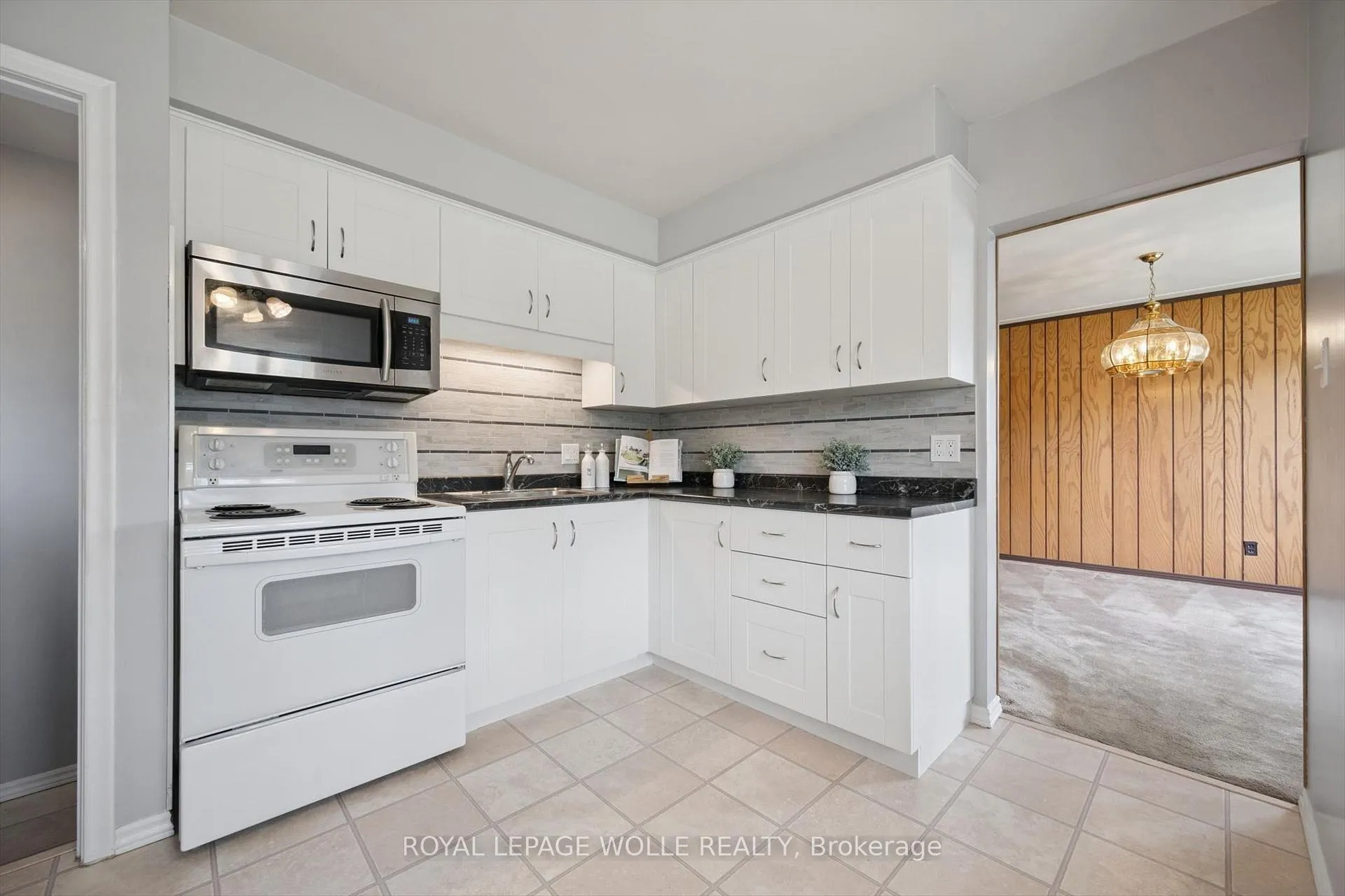 Photo 16 of 19 Weichel Street, Kitchener — HOMEH