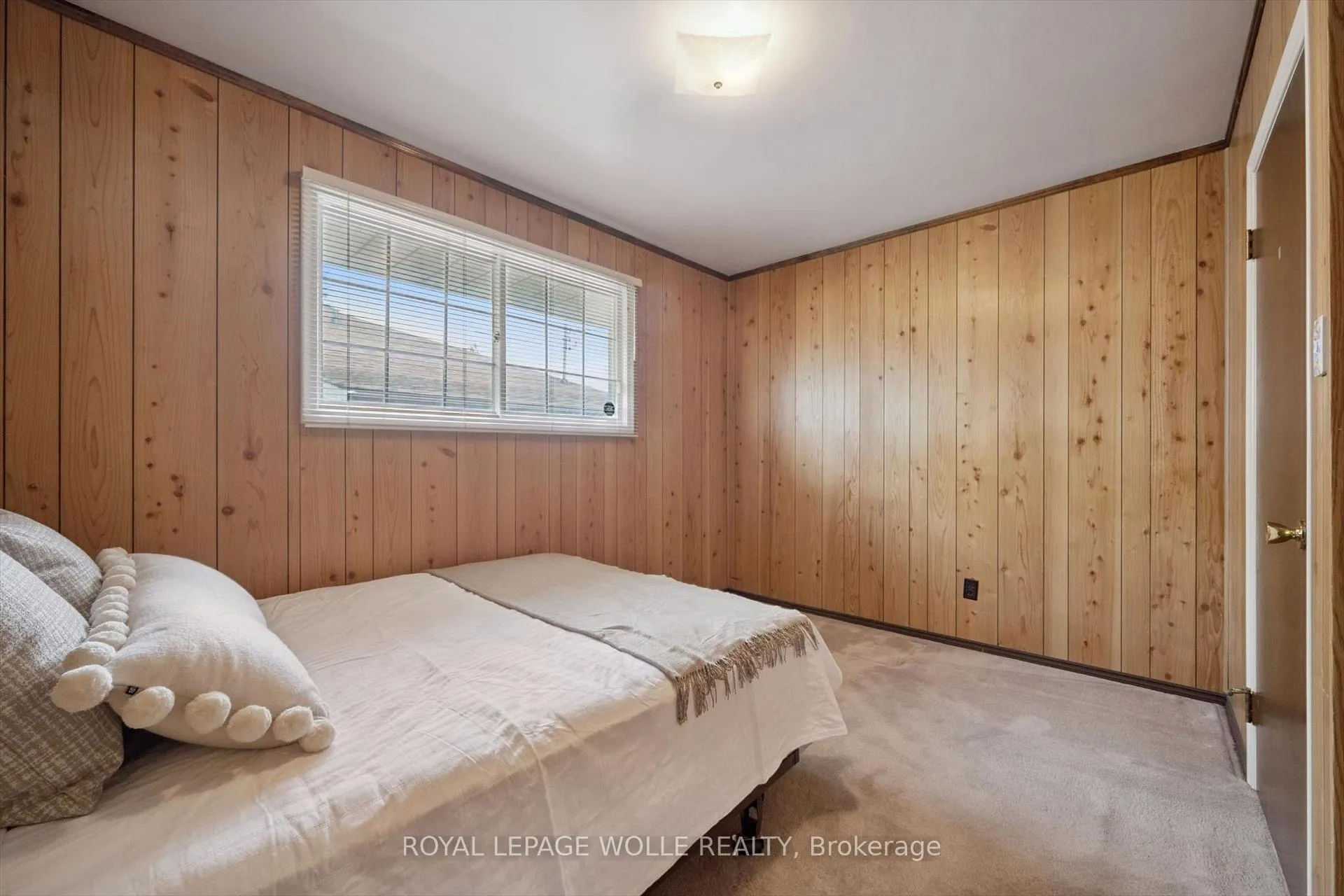 Photo 23 of 19 Weichel Street, Kitchener — HOMEH