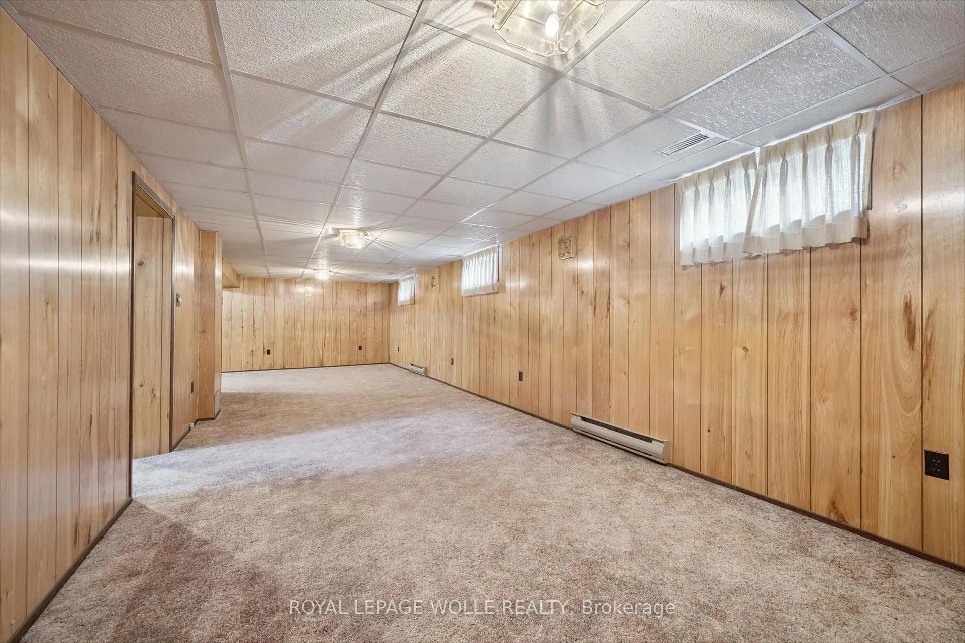 Photo 30 of 19 Weichel Street, Kitchener — HOMEH