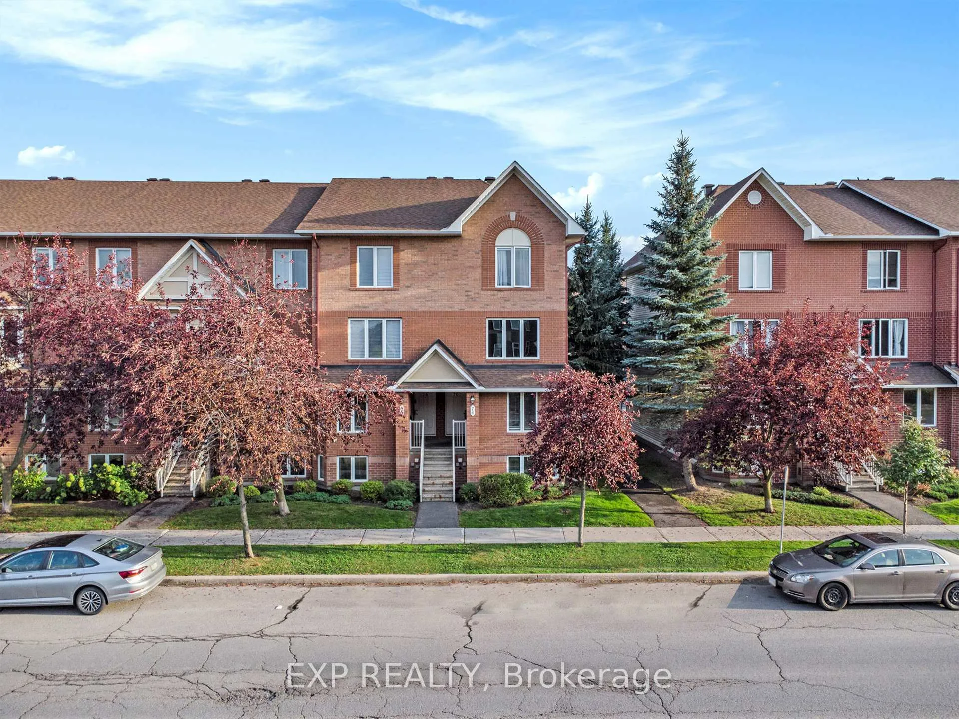 Photo 4 of 74 Lakepointe Drive, Ottawa, Avalon East — HOMEH