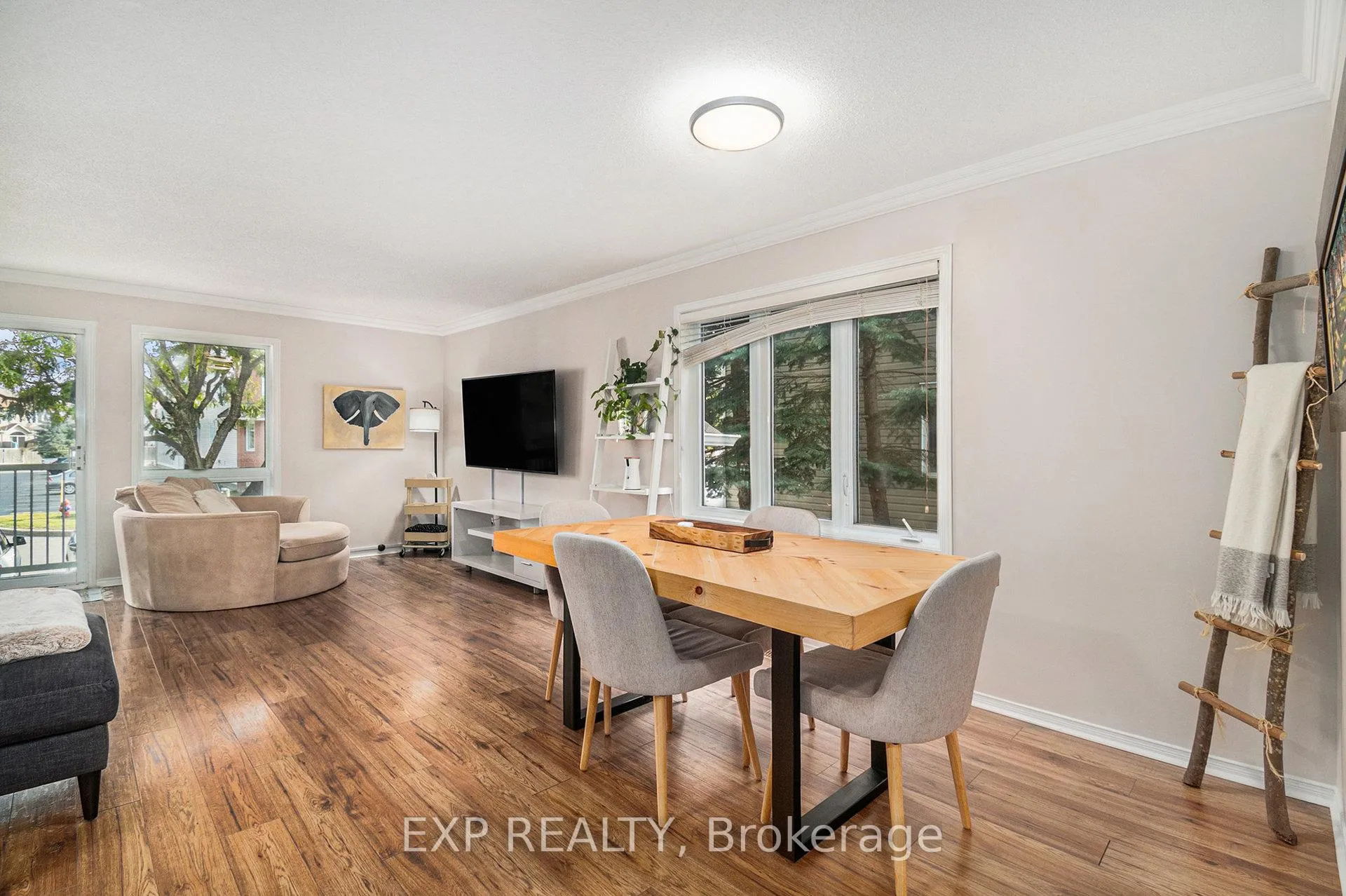 Photo 8 of 74 Lakepointe Drive, Ottawa, Avalon East — HOMEH
