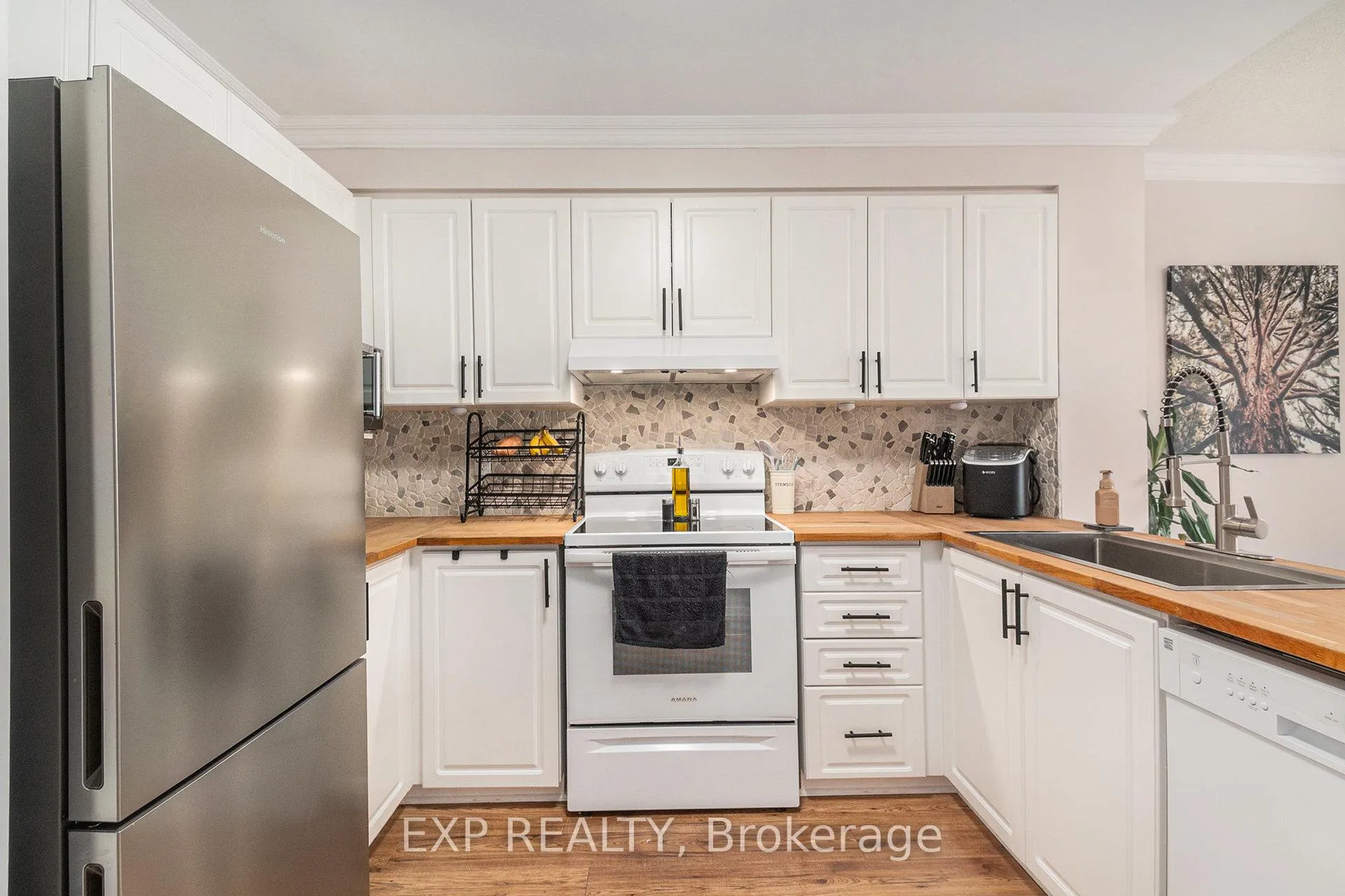 Photo 12 of 74 Lakepointe Drive, Ottawa, Avalon East — HOMEH