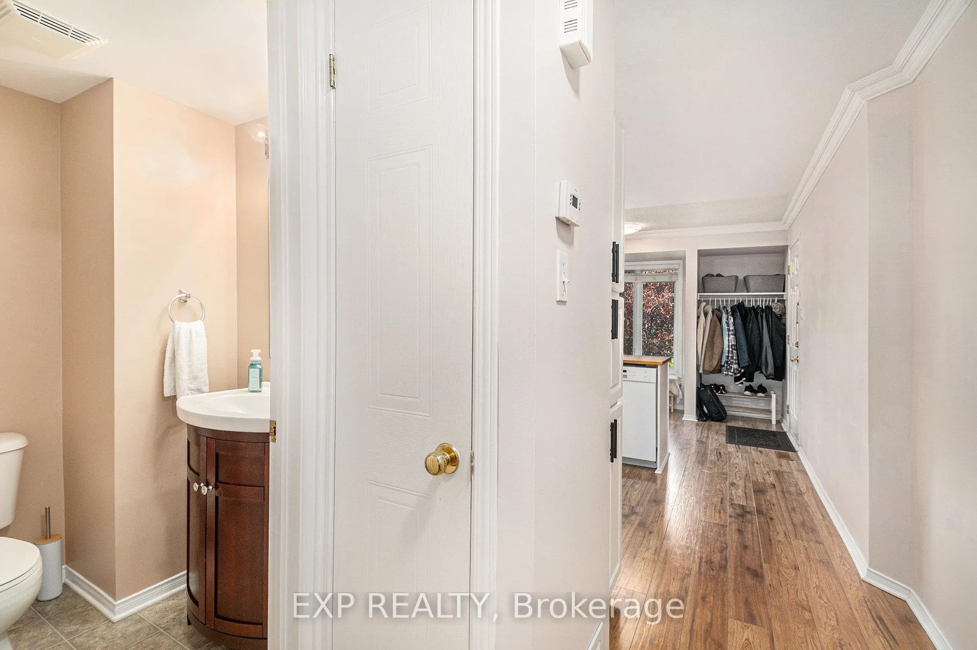 Photo 15 of 74 Lakepointe Drive, Ottawa, Avalon East — HOMEH