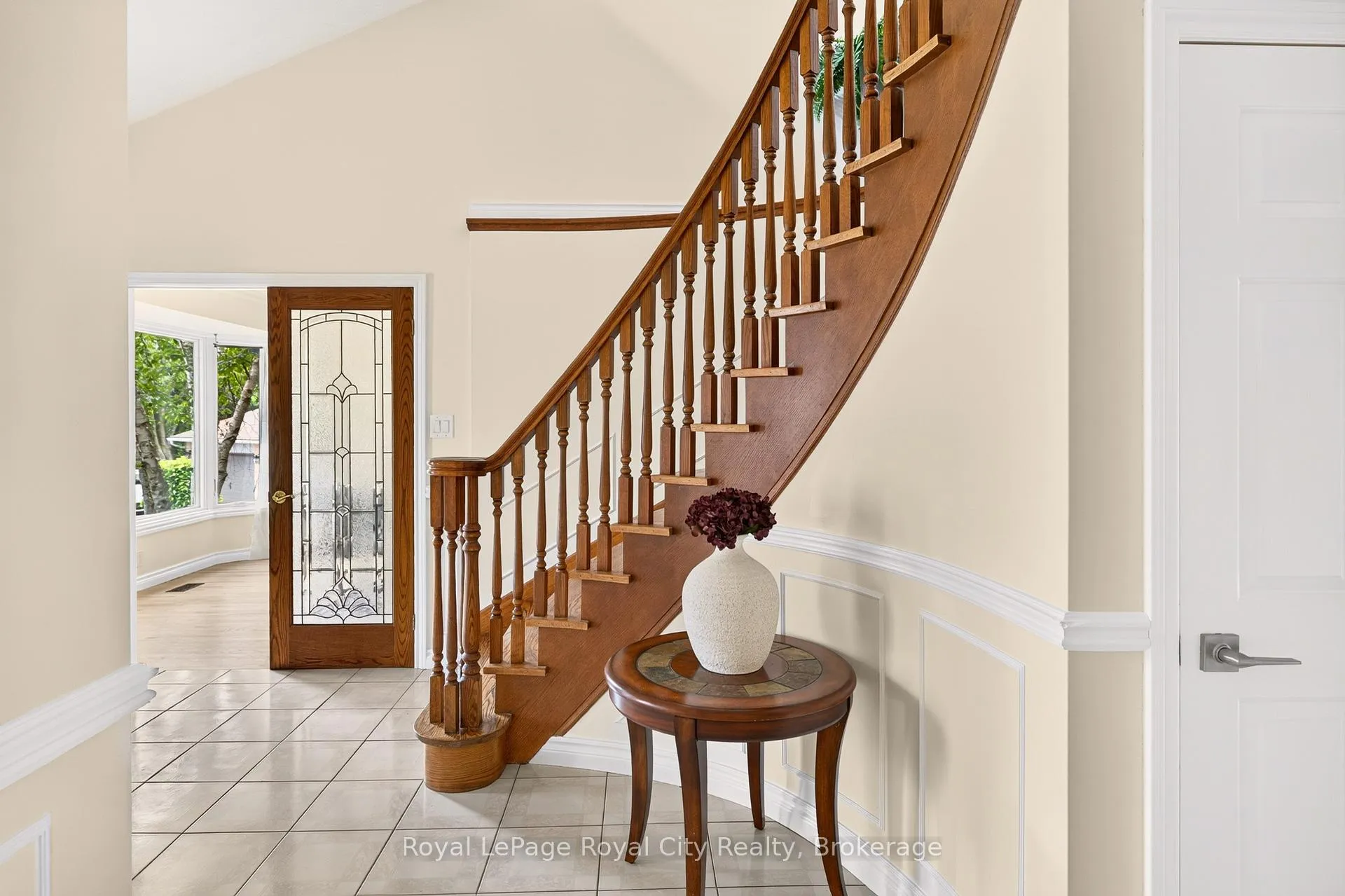 Photo 5 of 9 Darren Place, Guelph/Eramosa, Rural Guelph/Eramosa East — HOMEH