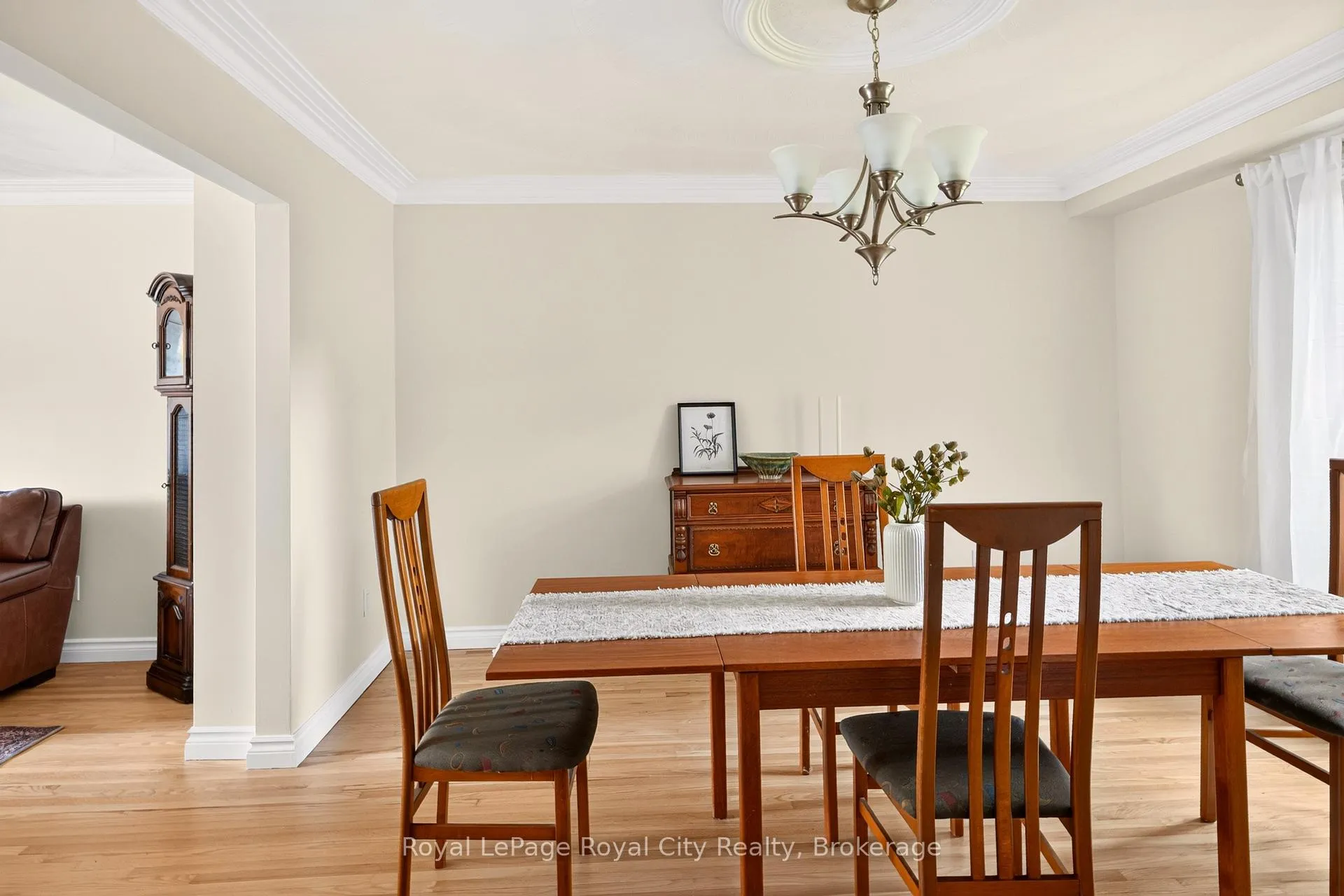 Photo 11 of 9 Darren Place, Guelph/Eramosa, Rural Guelph/Eramosa East — HOMEH