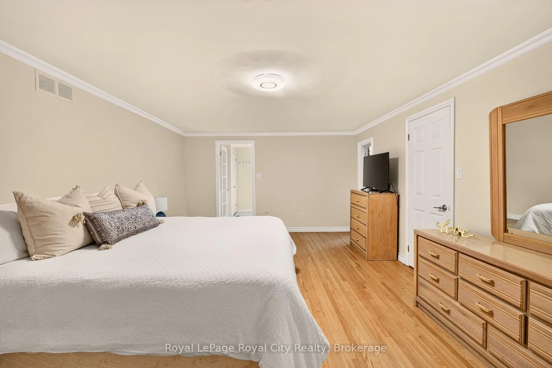 Photo 23 of 9 Darren Place, Guelph/Eramosa, Rural Guelph/Eramosa East — HOMEH