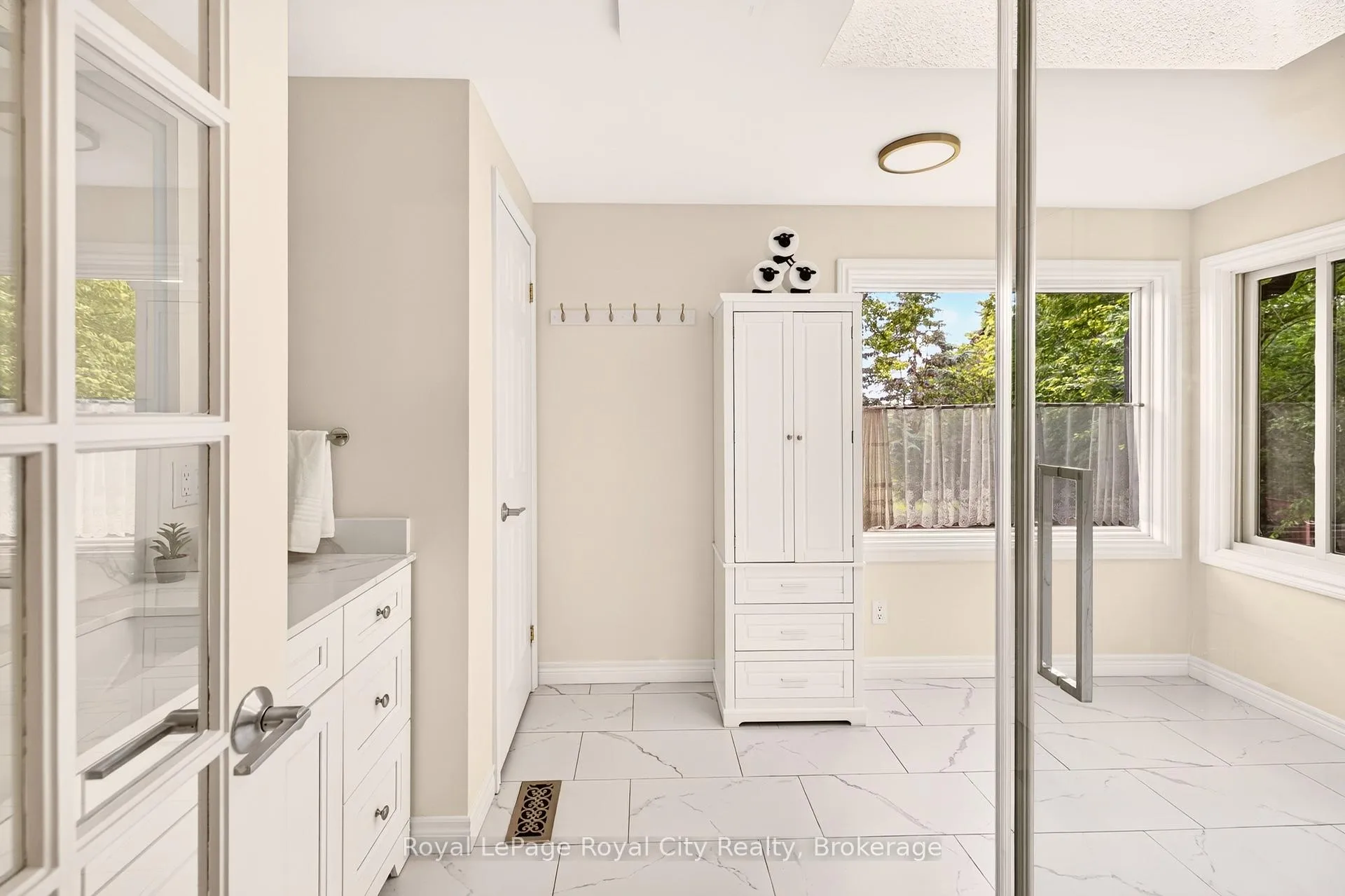 Photo 26 of 9 Darren Place, Guelph/Eramosa, Rural Guelph/Eramosa East — HOMEH