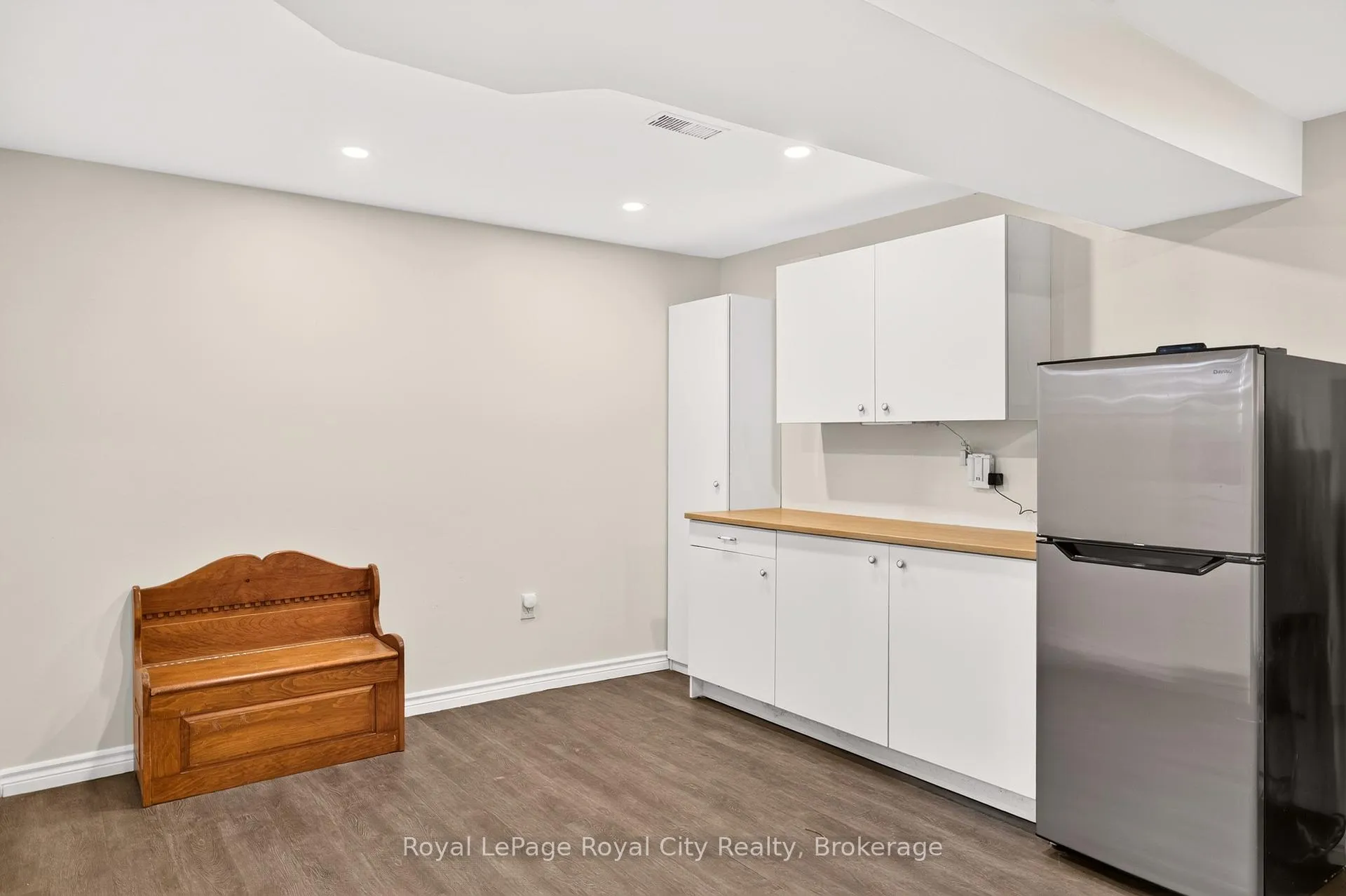 Photo 39 of 9 Darren Place, Guelph/Eramosa, Rural Guelph/Eramosa East — HOMEH