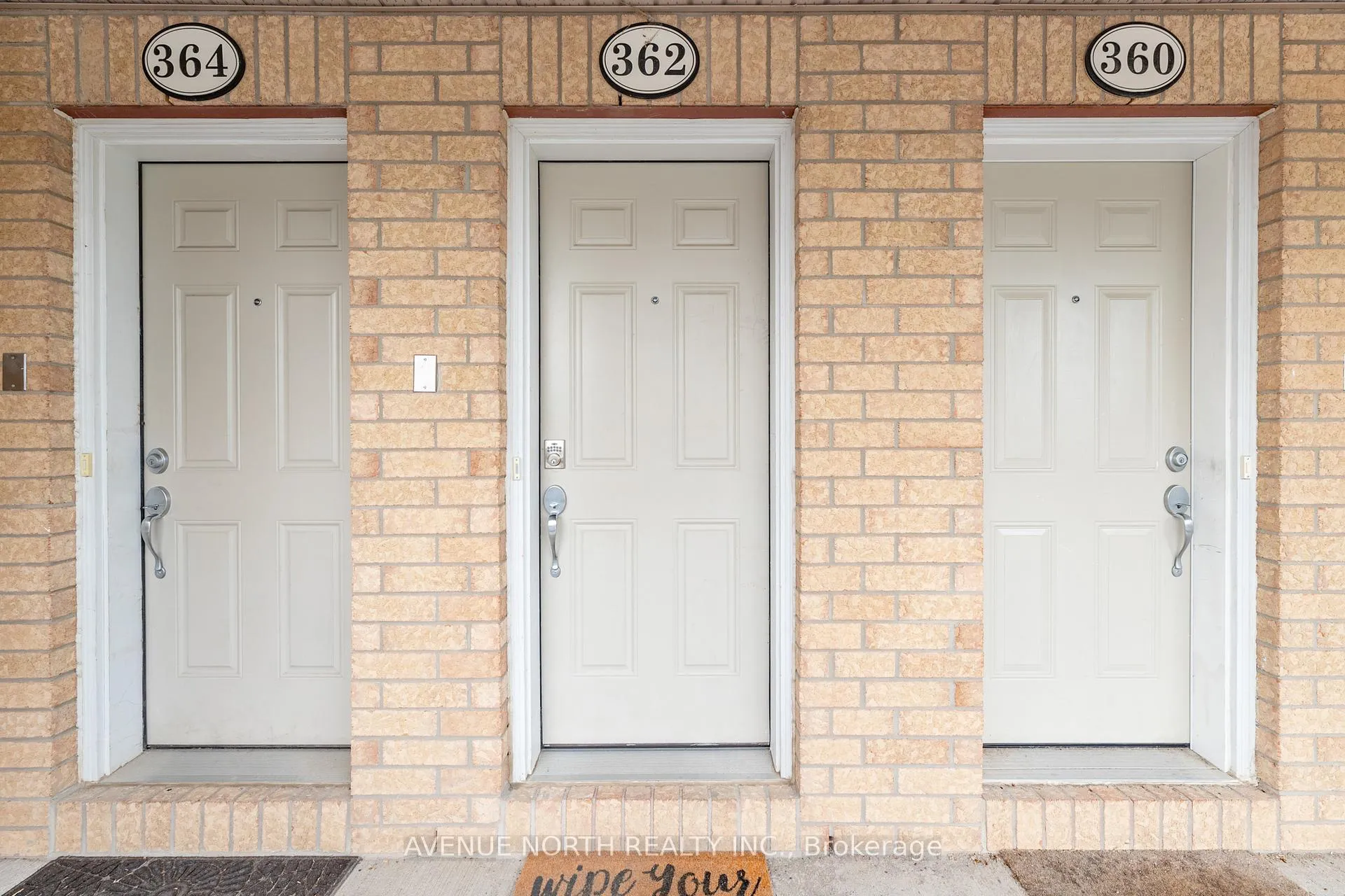 Photo 2 of 362 Galston Private, Ottawa, Mer Bleue/Bradley Estates/Anderson Park — HOMEH