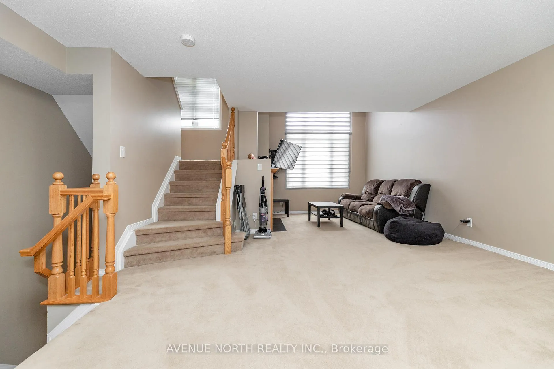 Photo 5 of 362 Galston Private, Ottawa, Mer Bleue/Bradley Estates/Anderson Park — HOMEH