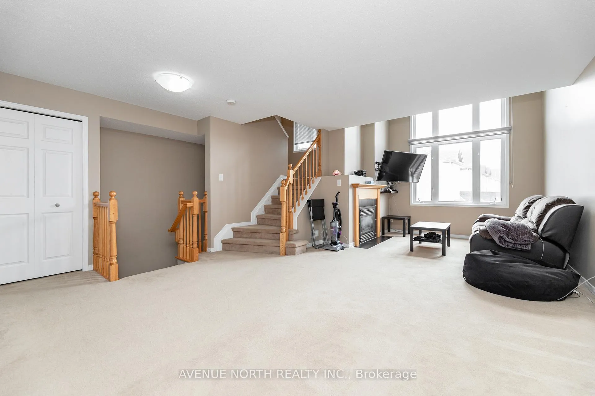 Photo 6 of 362 Galston Private, Ottawa, Mer Bleue/Bradley Estates/Anderson Park — HOMEH