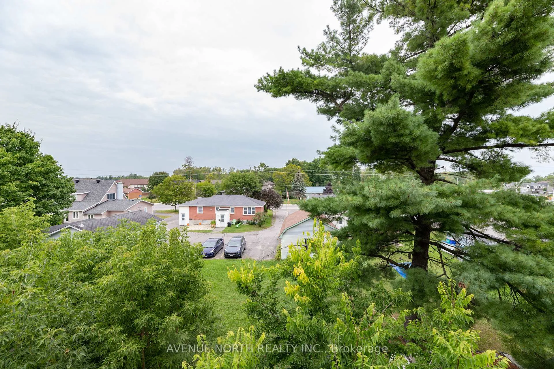 Photo 34 of 362 Galston Private, Ottawa, Mer Bleue/Bradley Estates/Anderson Park — HOMEH