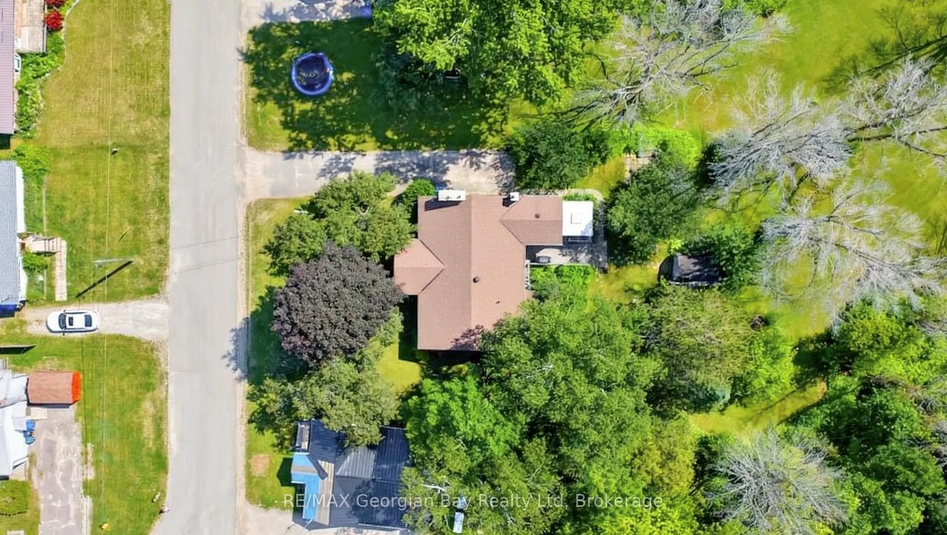 Photo 2 of 511 Camilla Street, Tay, Port McNicoll — HOMEH