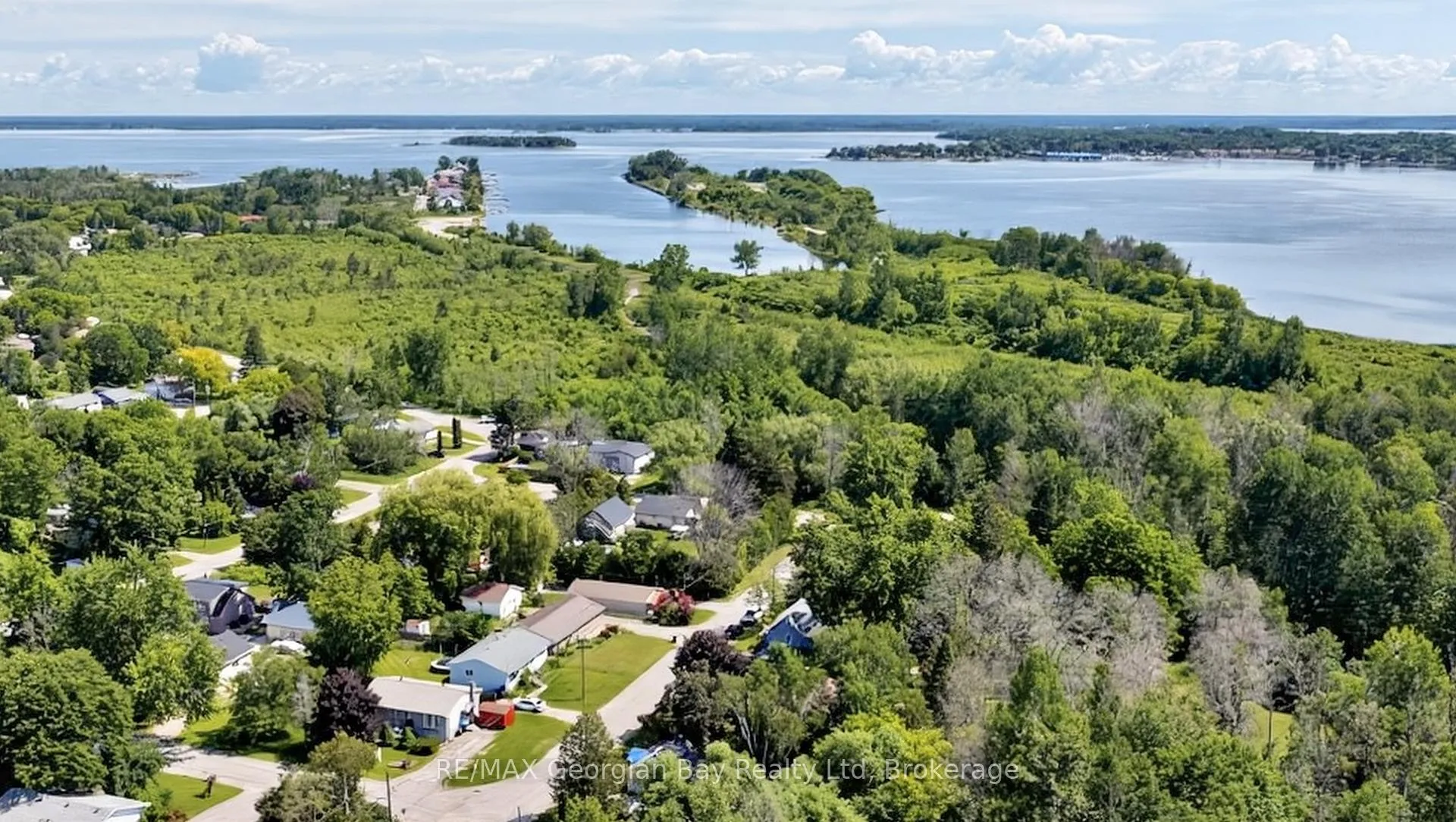 Photo 33 of 511 Camilla Street, Tay, Port McNicoll — HOMEH