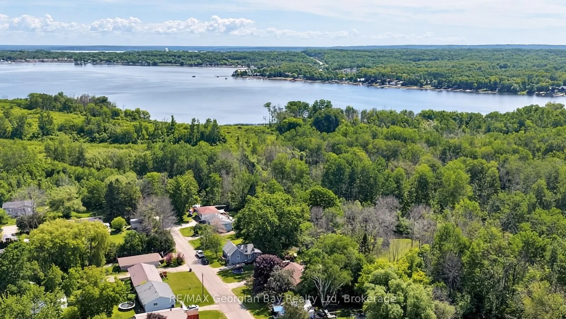 Photo 35 of 511 Camilla Street, Tay, Port McNicoll — HOMEH