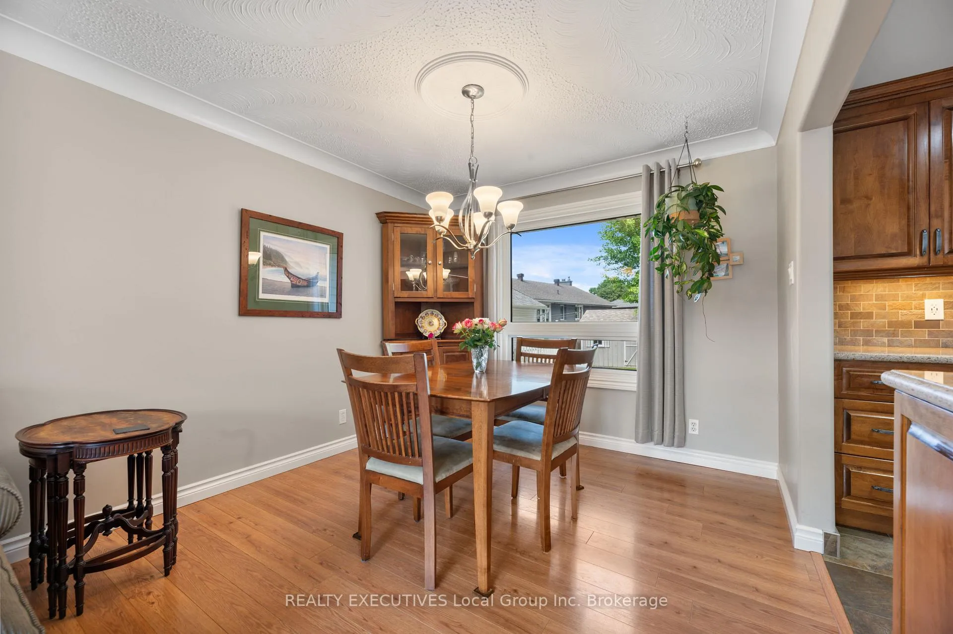 Photo 9 of 1452 Pinegrove Crescent, North Bay, West End — HOMEH