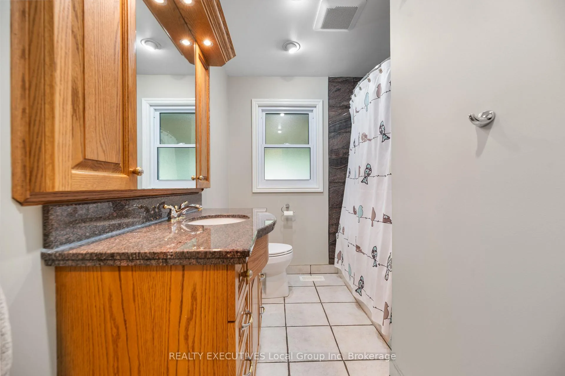 Photo 22 of 1452 Pinegrove Crescent, North Bay, West End — HOMEH