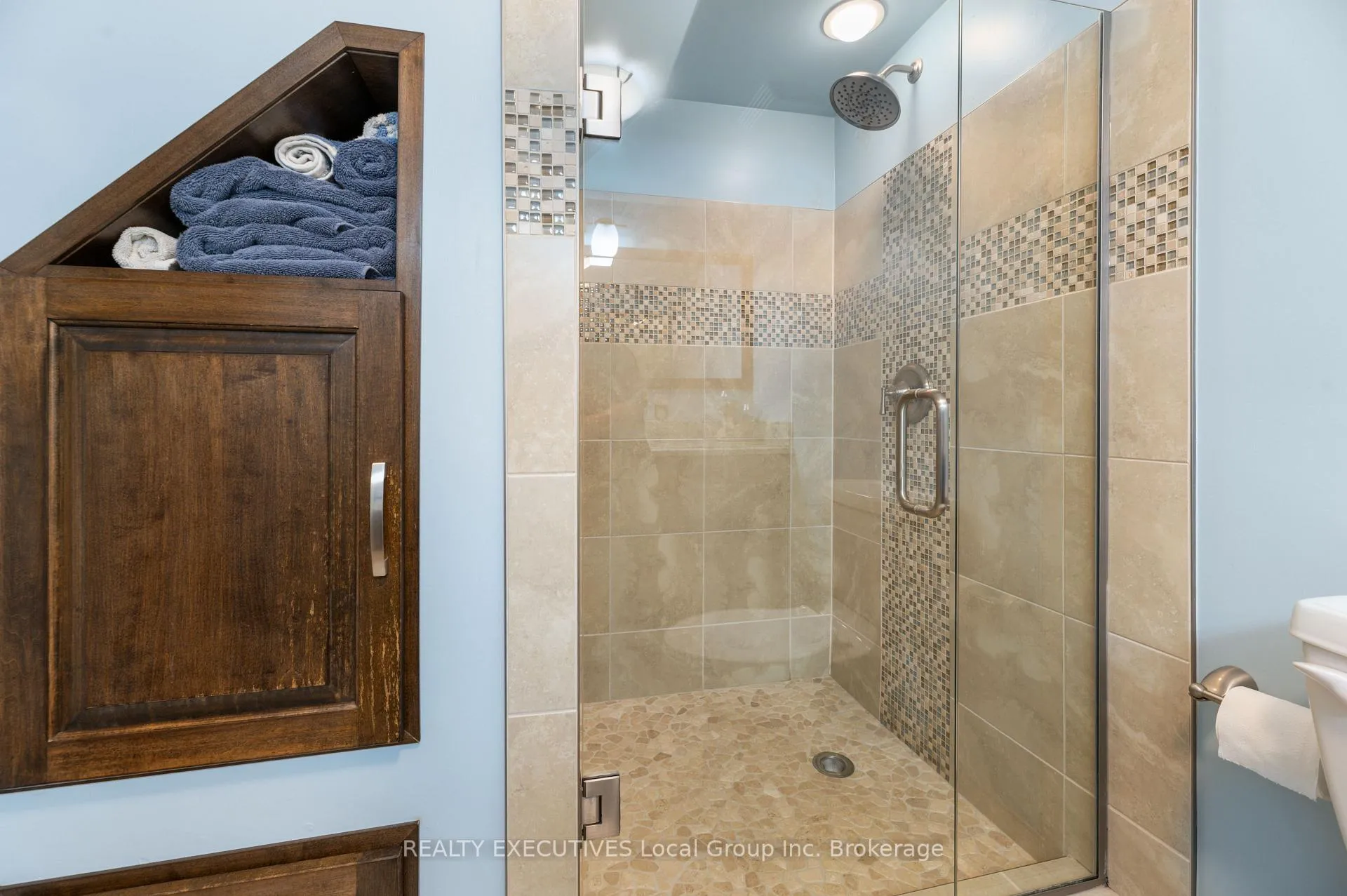 Photo 28 of 1452 Pinegrove Crescent, North Bay, West End — HOMEH