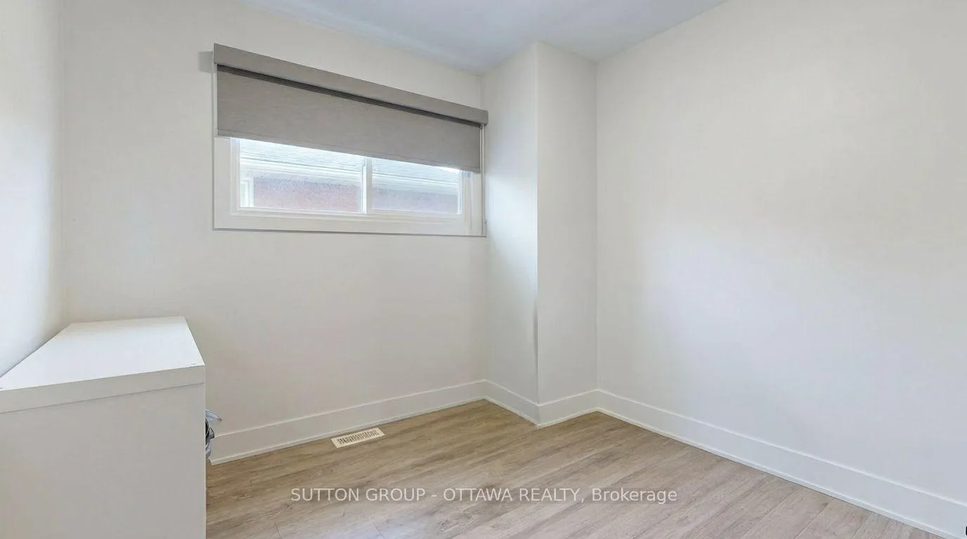 Photo 9 of 2087 Haig Drive, Ottawa, Elmvale Acres — HOMEH