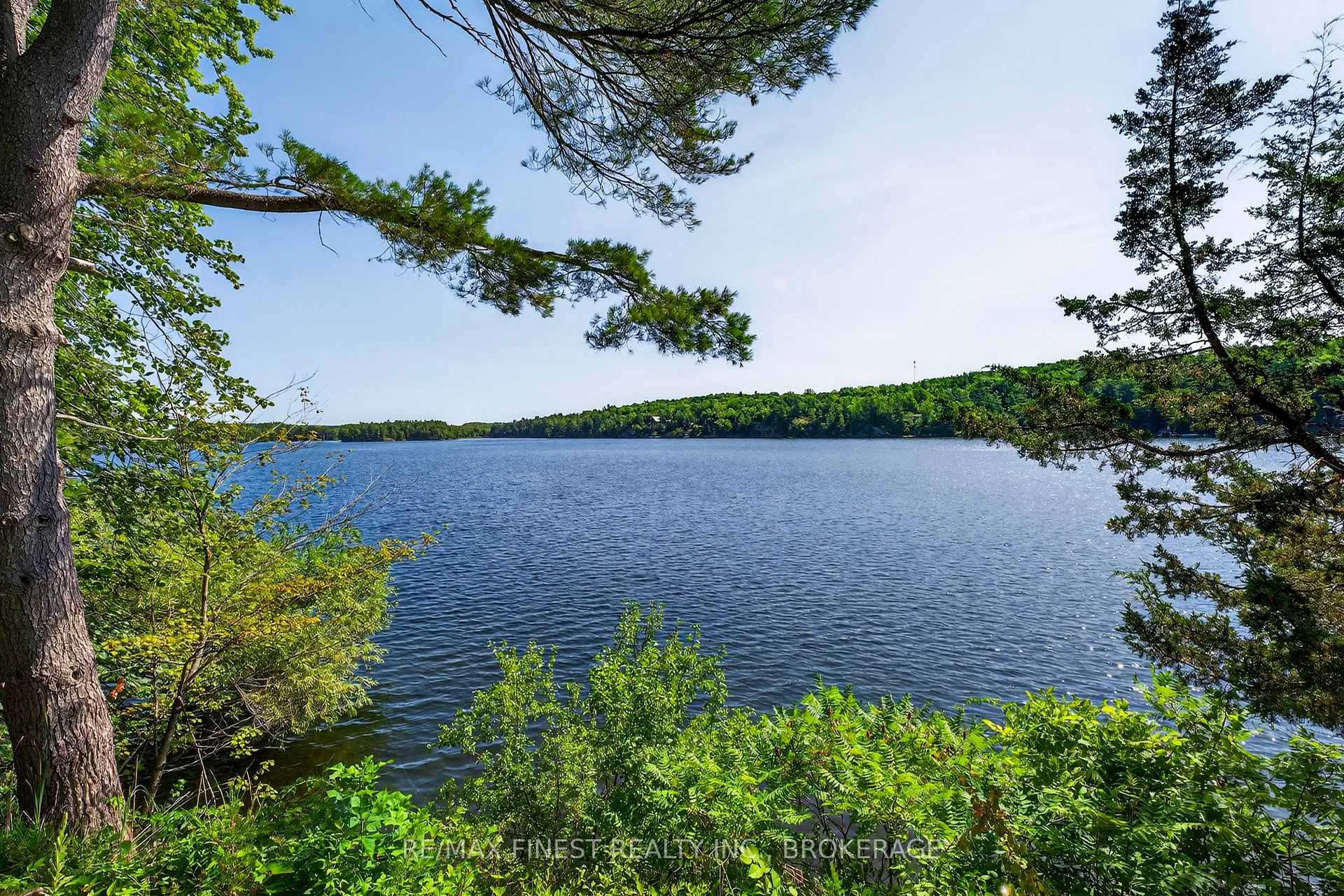 Photo 3 of 1076 Chester Lane, Frontenac, Frontenac South — HOMEH