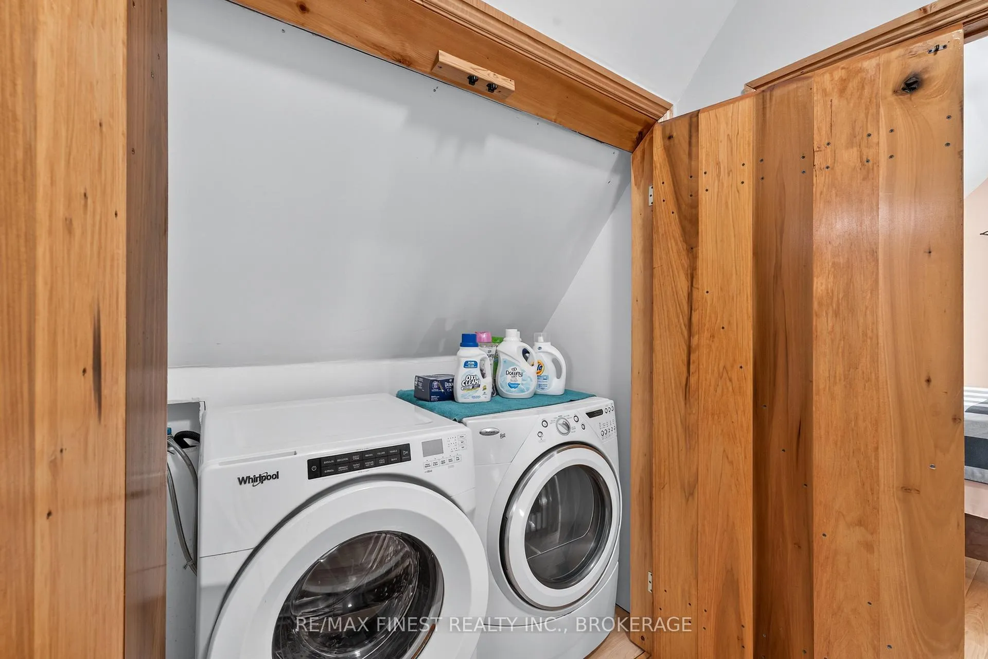 Photo 21 of 1076 Chester Lane, Frontenac, Frontenac South — HOMEH