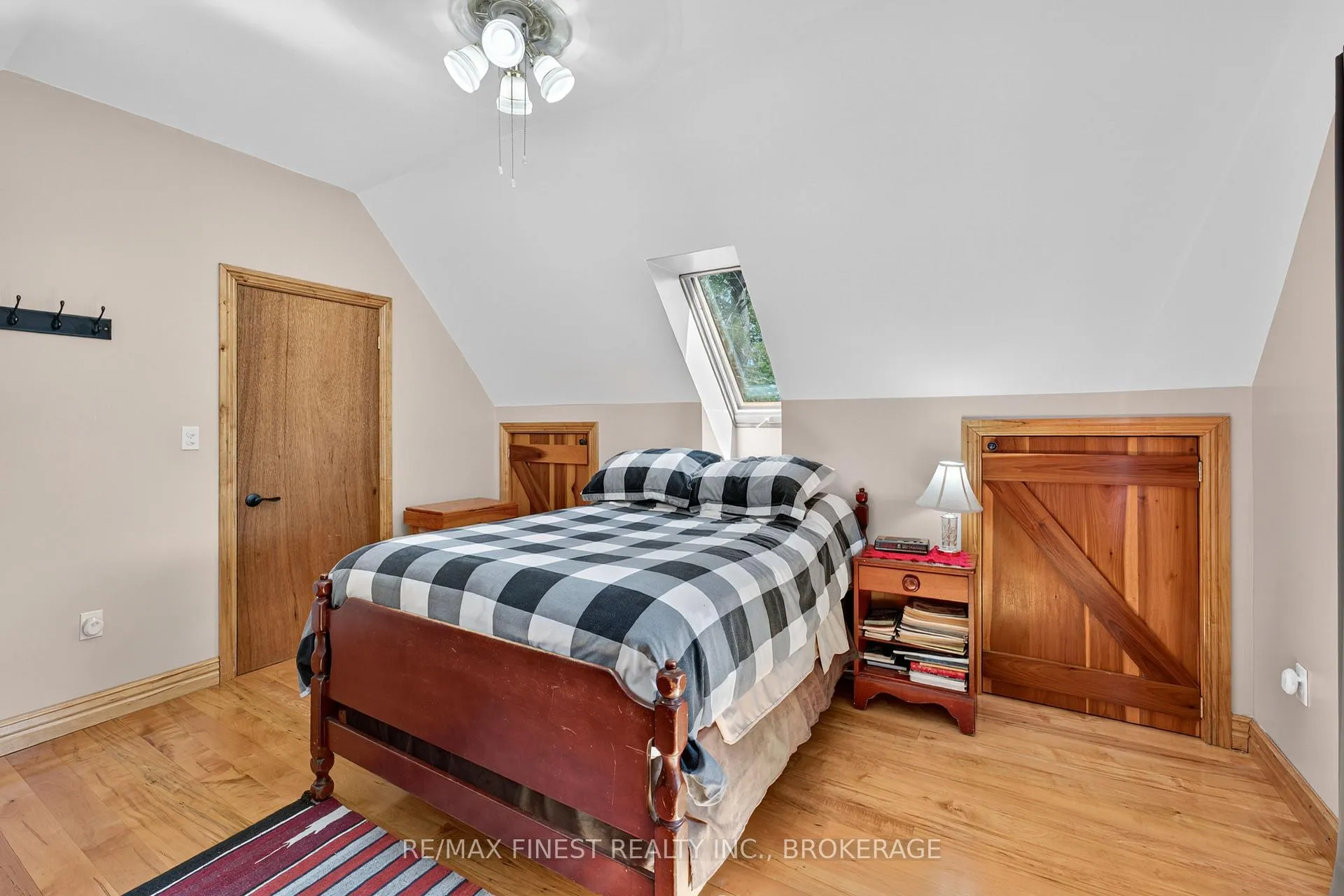 Photo 23 of 1076 Chester Lane, Frontenac, Frontenac South — HOMEH