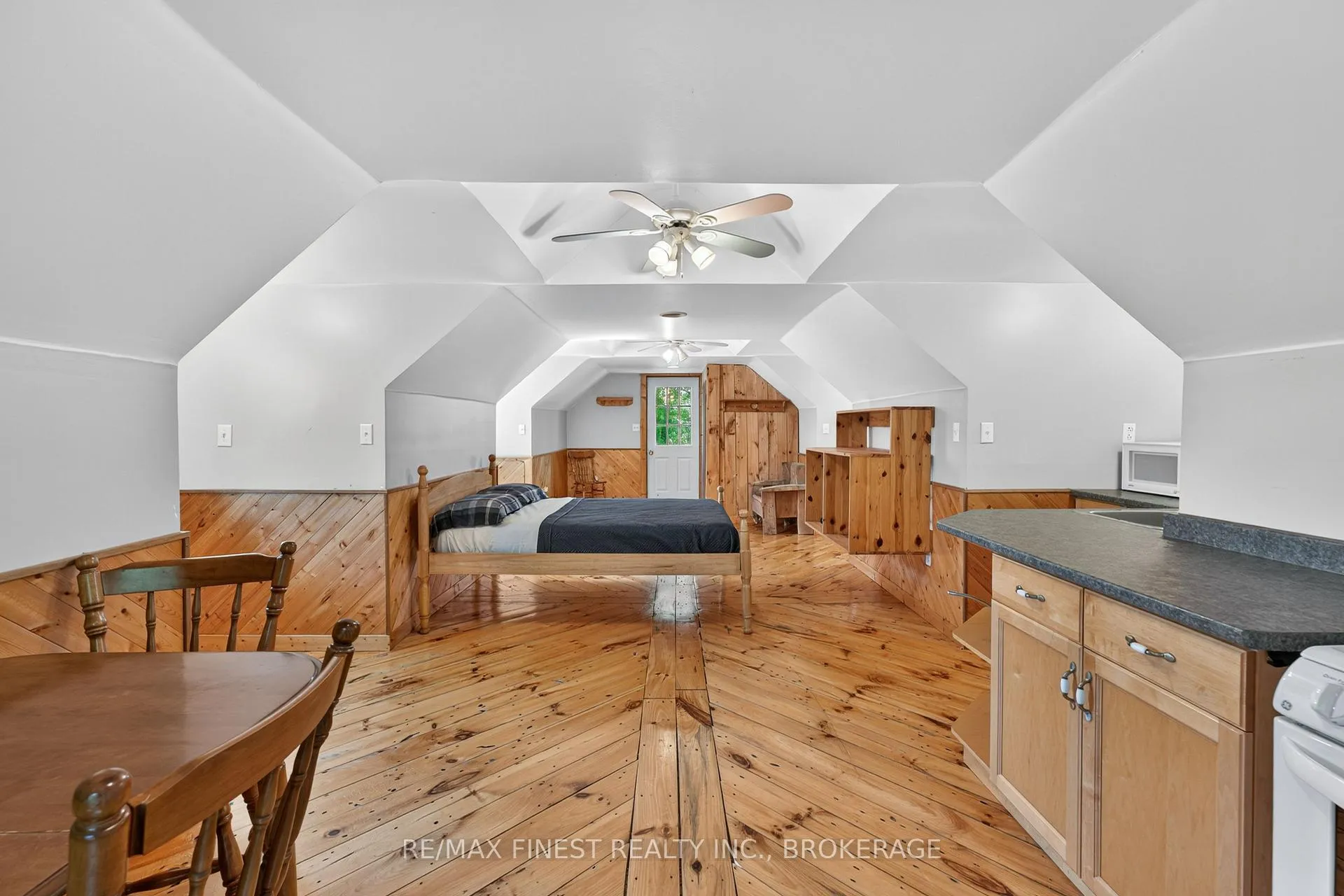 Photo 41 of 1076 Chester Lane, Frontenac, Frontenac South — HOMEH
