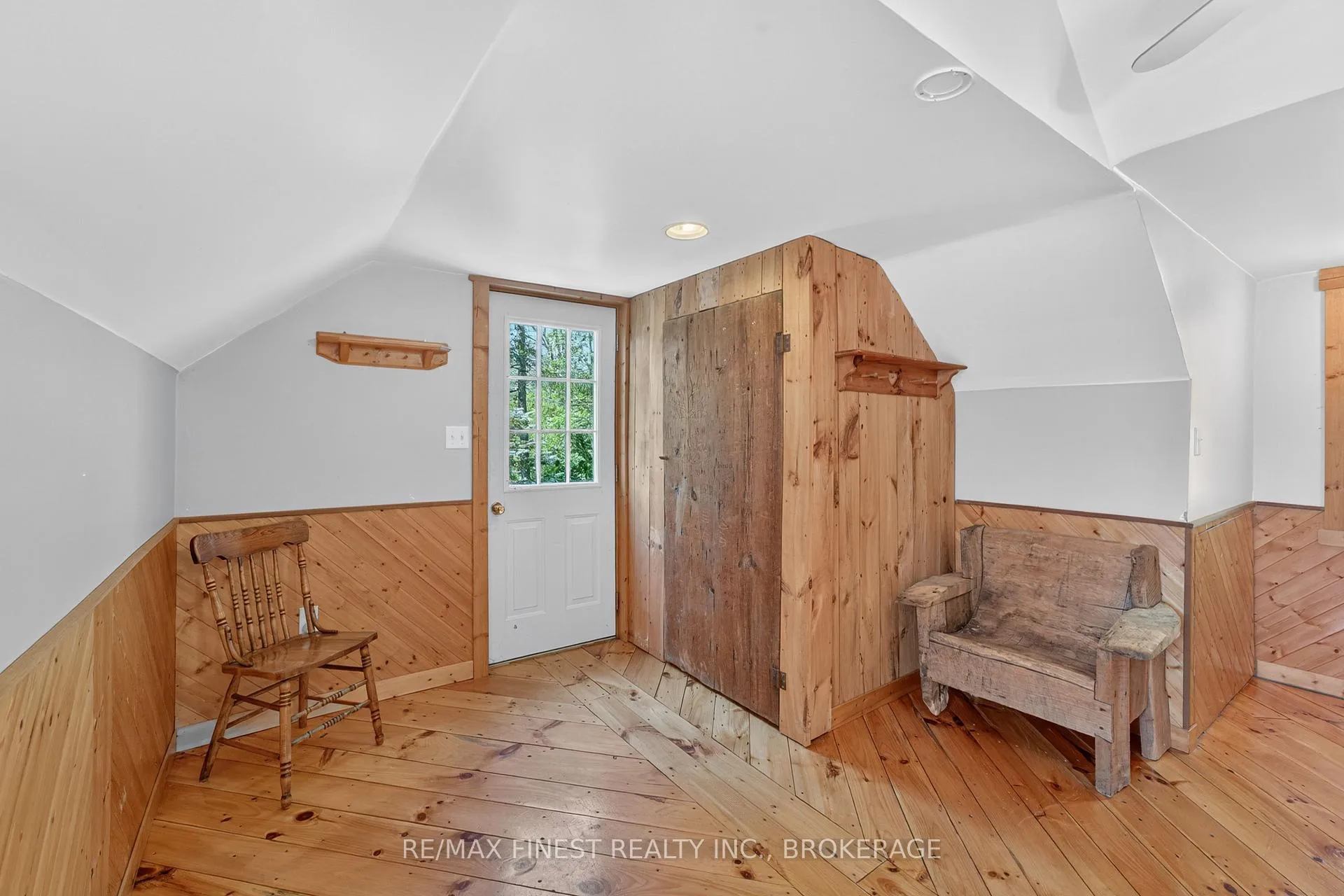 Photo 43 of 1076 Chester Lane, Frontenac, Frontenac South — HOMEH