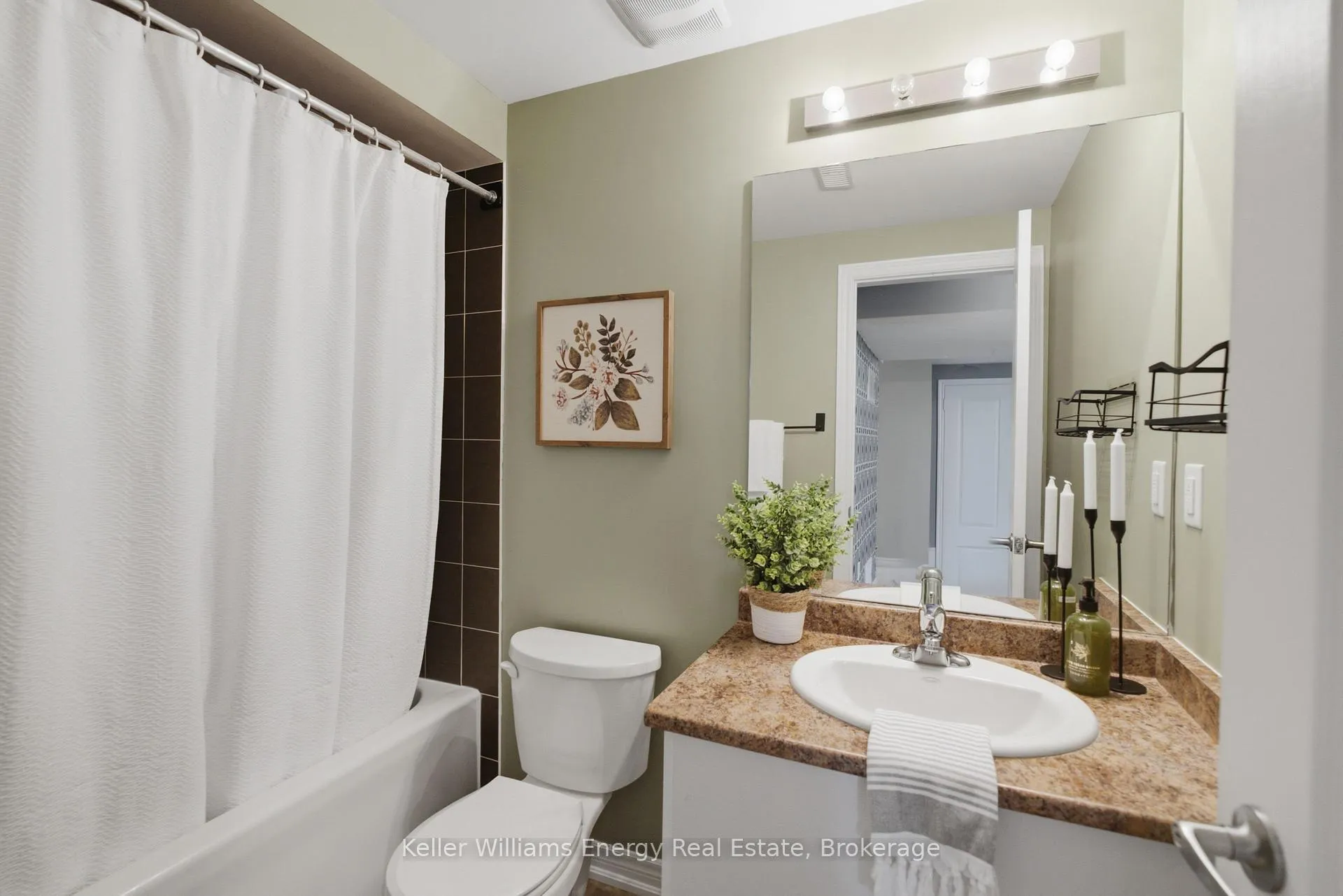 Photo 46 of 144 McDonald Crescent, Clarington, Newcastle — HOMEH