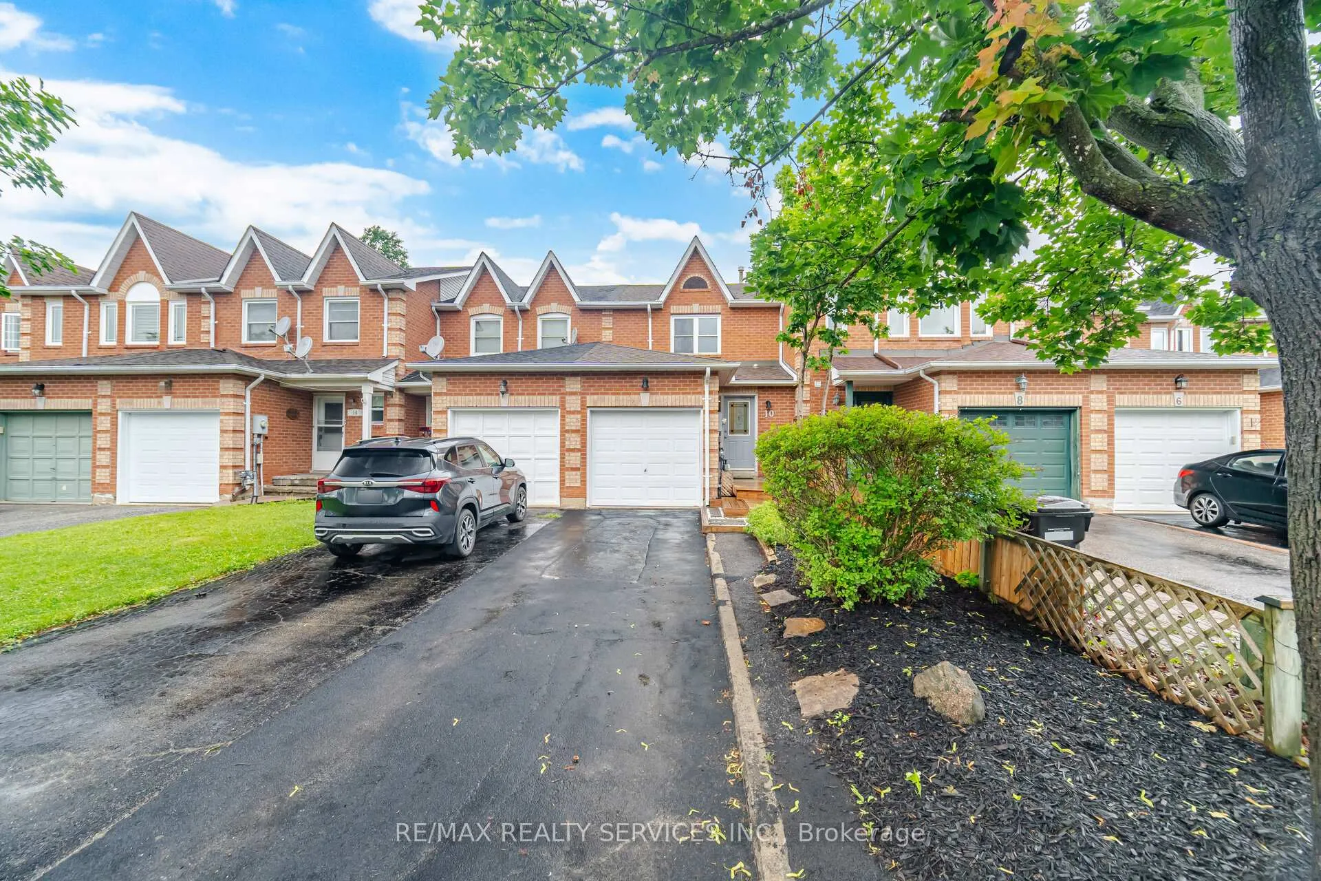 Photo 3 of 10 Potter Crescent, New Tecumseth, Tottenham — HOMEH