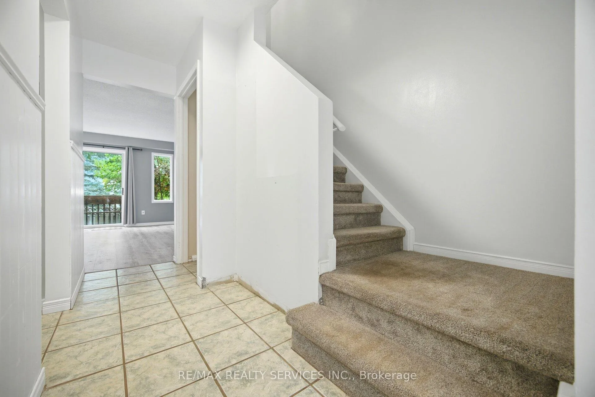 Photo 16 of 10 Potter Crescent, New Tecumseth, Tottenham — HOMEH