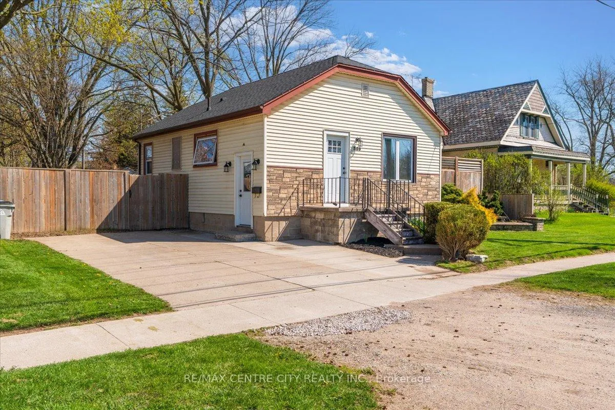 Photo 1 of 359 Albert Street, Strathroy-Caradoc, NW — HOMEH