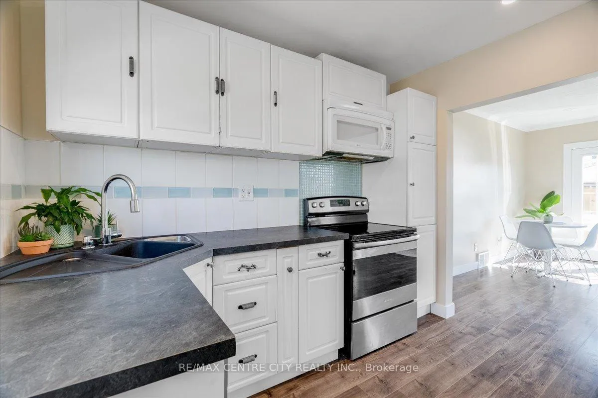Photo 8 of 359 Albert Street, Strathroy-Caradoc, NW — HOMEH