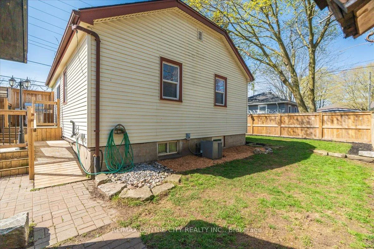 Photo 29 of 359 Albert Street, Strathroy-Caradoc, NW — HOMEH