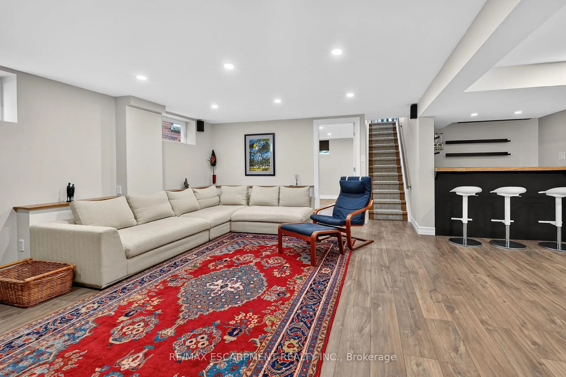 Photo 24 of 55 Glenview Drive, Hamilton, Stoney Creek — HOMEH