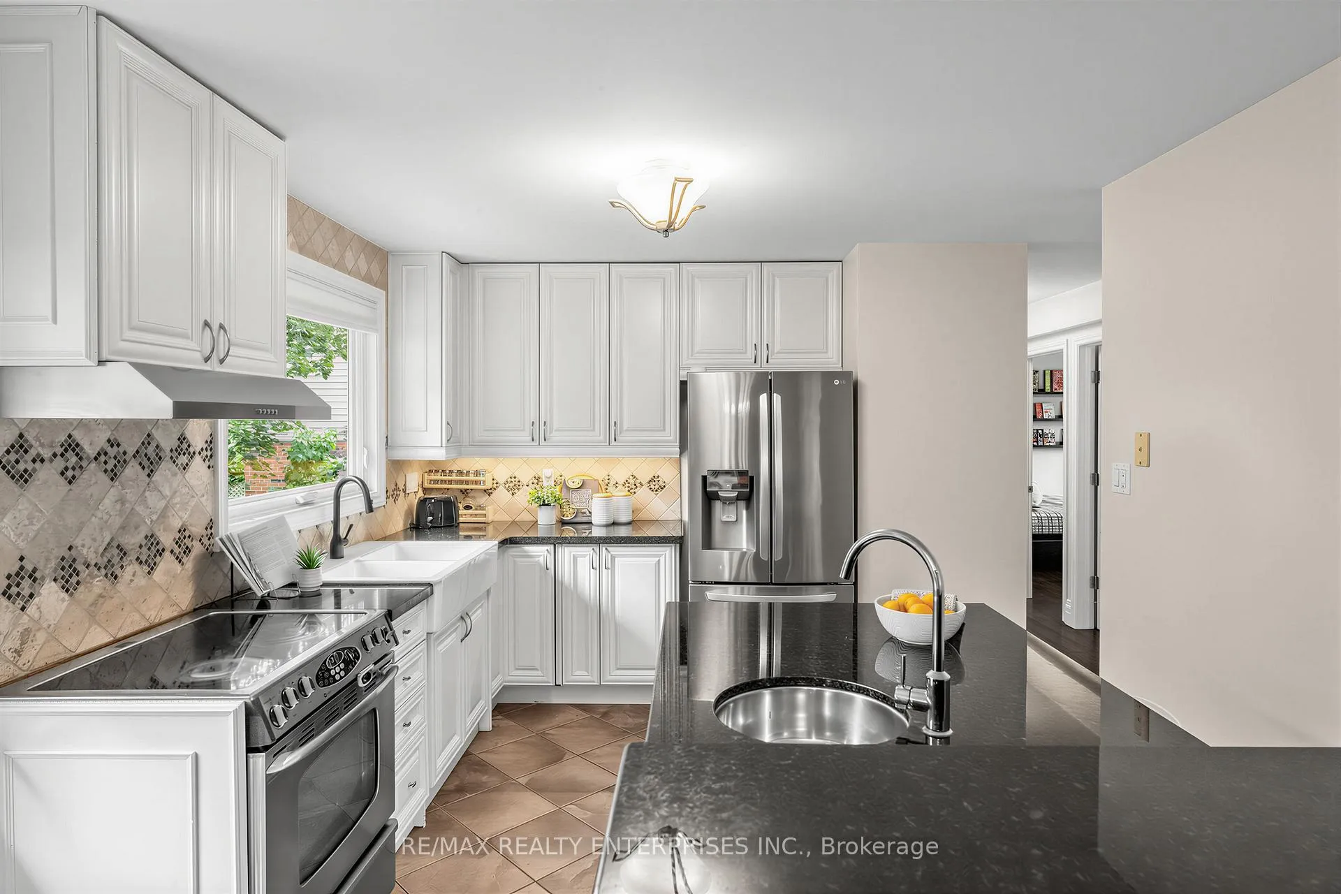 Photo 12 of 5263 Bromley Road, Burlington, Appleby — HOMEH
