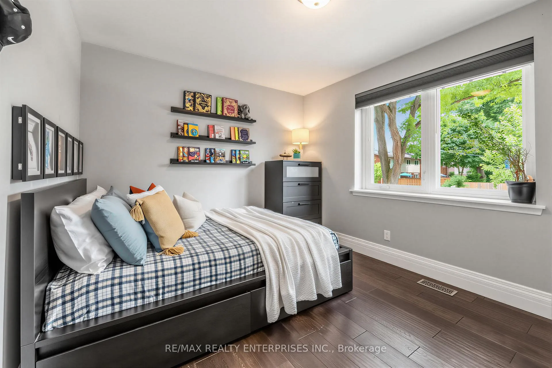 Photo 16 of 5263 Bromley Road, Burlington, Appleby — HOMEH