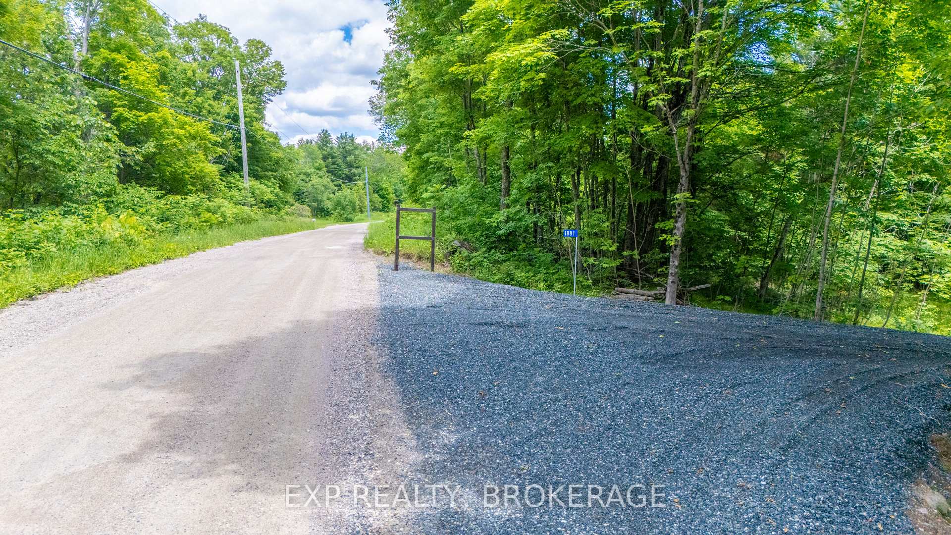 Photo 9 of 1881 Elm Tree Road, Frontenac, Frontenac Centre — HOMEH