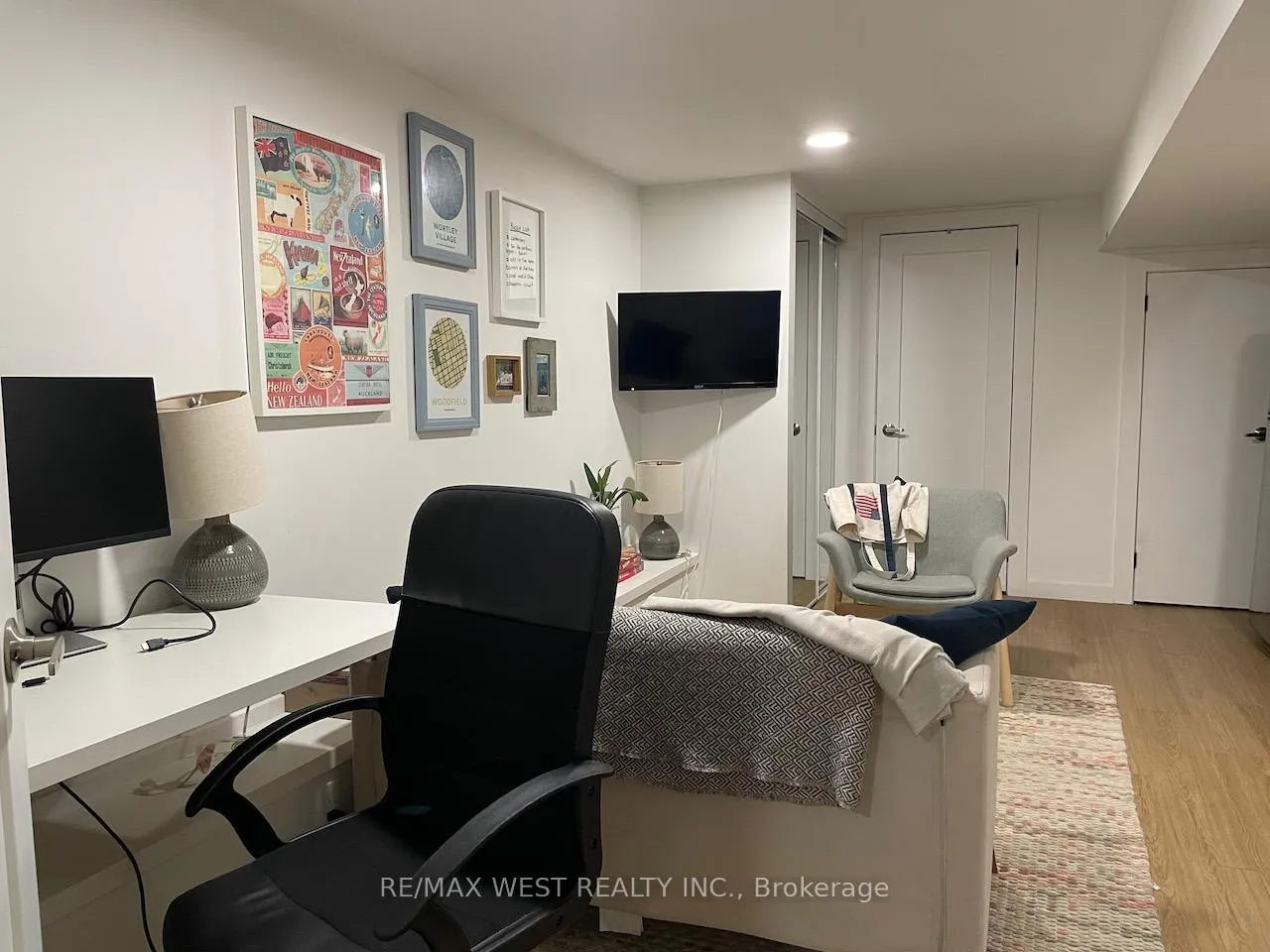 Photo 5 of Unit Basement, 76 Bellwoods Avenue, Toronto, Trinity-Bellwoods — HOMEH