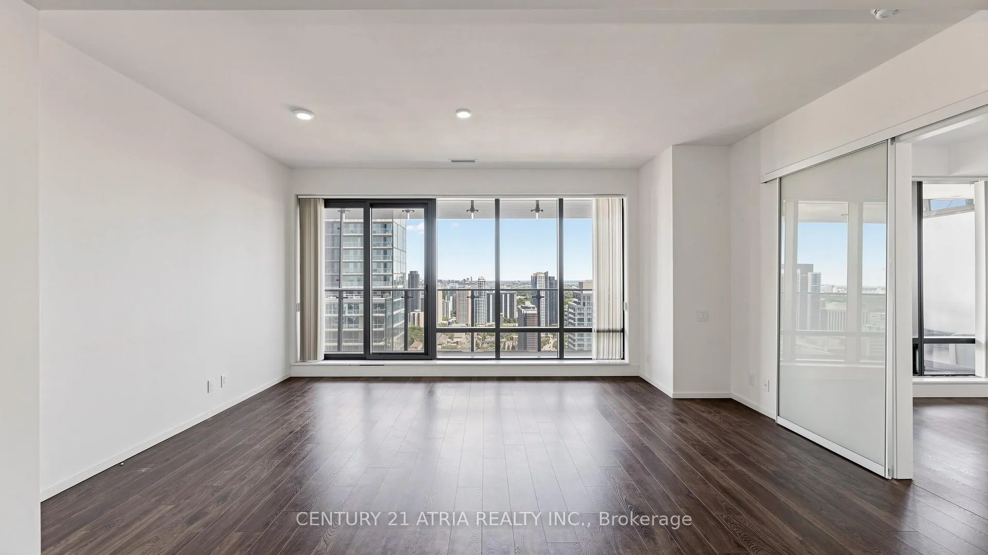 Photo 5 of Unit 3711, 5 St Joseph Street, Toronto, Bay Street Corridor — HOMEH