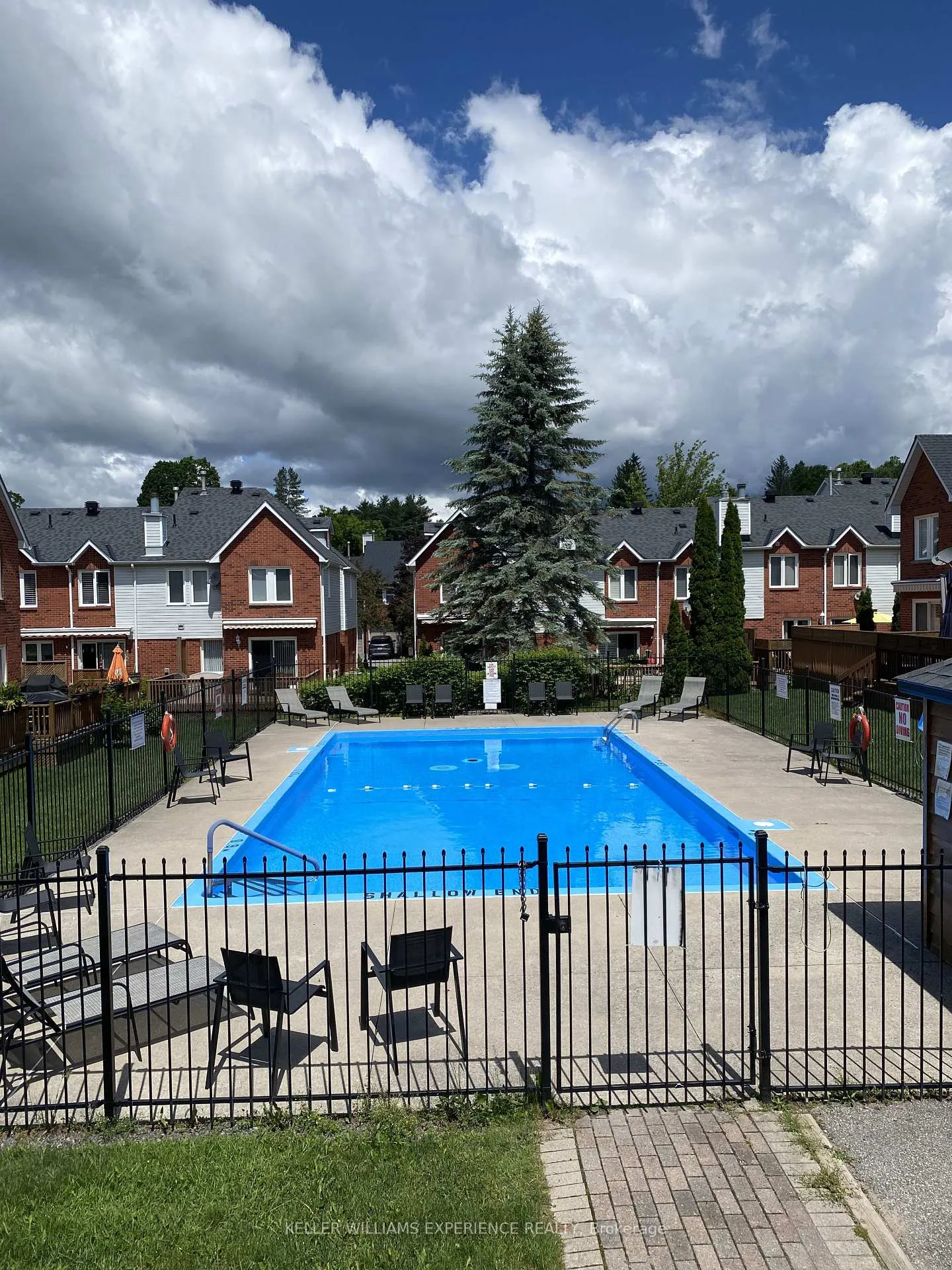 Photo 18 of 63 Shoreline Drive, Bracebridge, Macaulay — HOMEH
