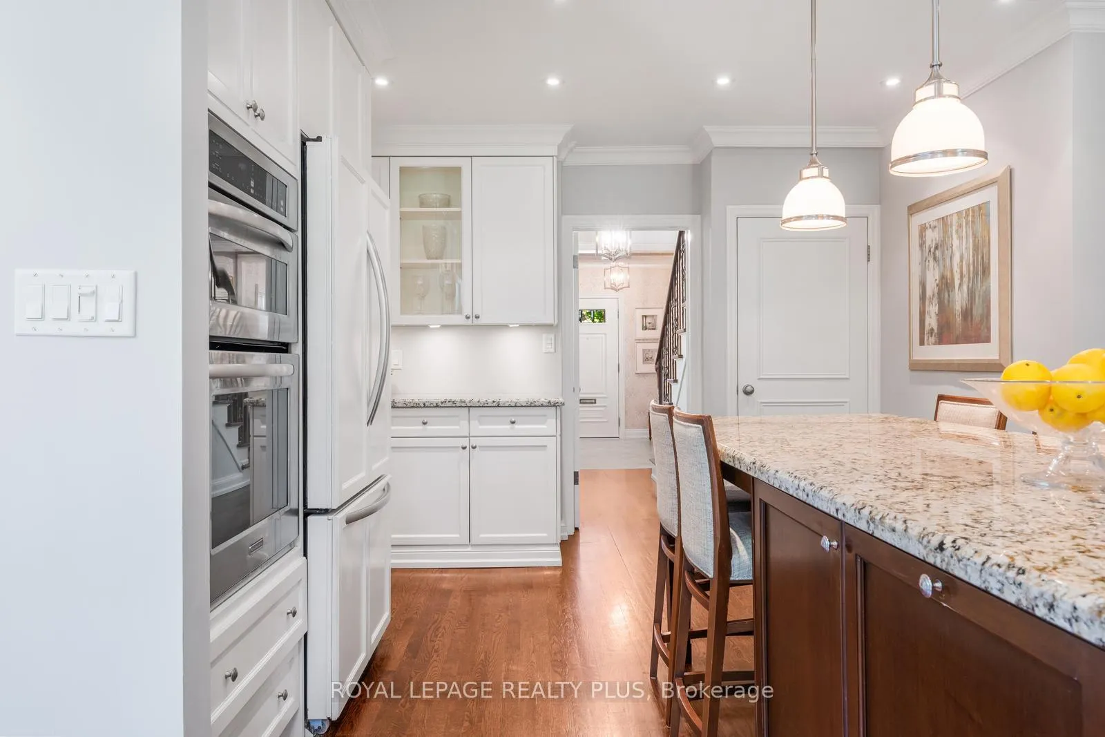 Photo 20 of 42 Edgemore Drive, Etobicoke, Stonegate-Queensway — HOMEH