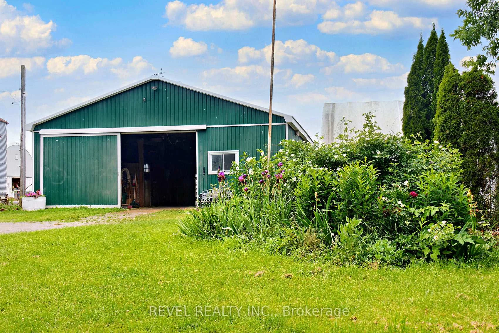 Photo 21 of 2300 Rosebank Road, Pickering, Rural Pickering — HOMEH