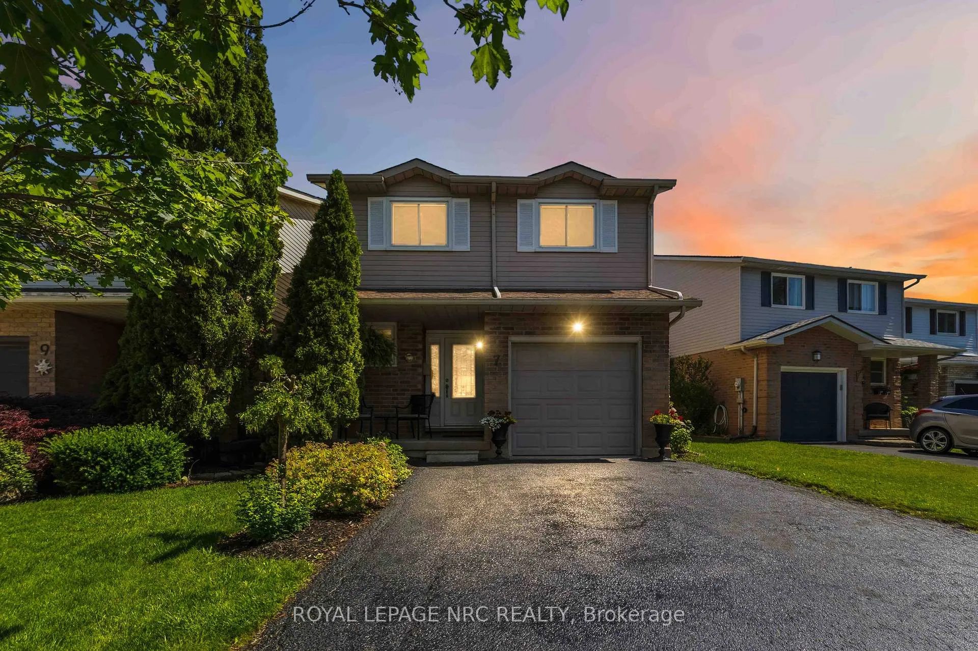 Photo 2 of 7 Naples Court, Thorold, Confederation Heights — HOMEH