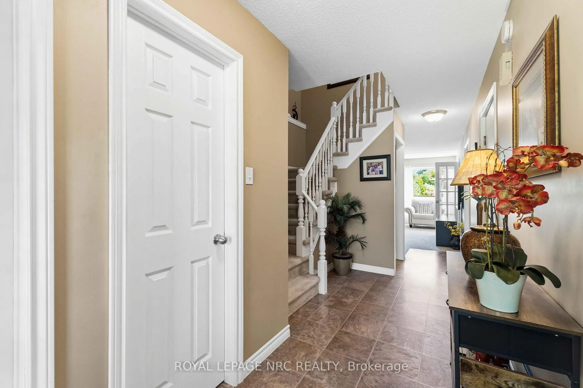 Photo 6 of 7 Naples Court, Thorold, Confederation Heights — HOMEH