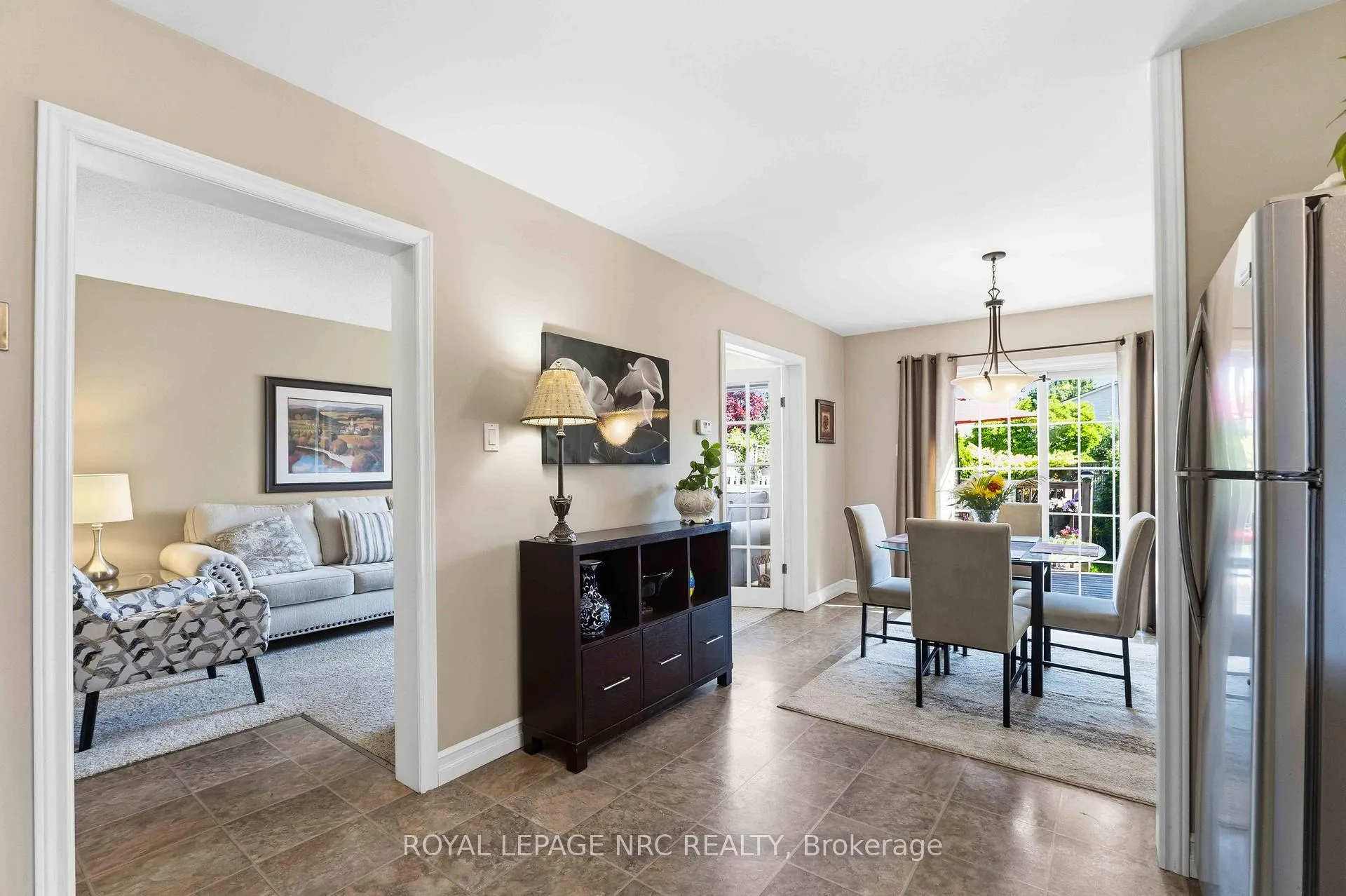 Photo 16 of 7 Naples Court, Thorold, Confederation Heights — HOMEH
