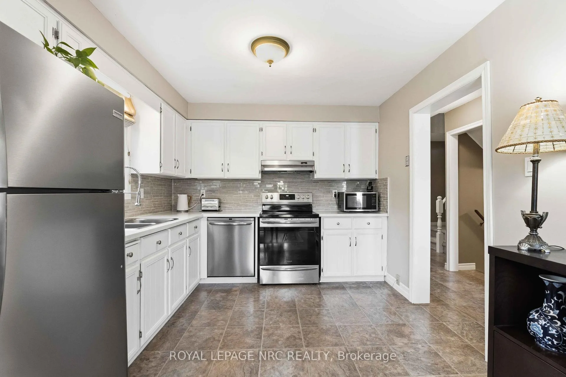 Photo 18 of 7 Naples Court, Thorold, Confederation Heights — HOMEH