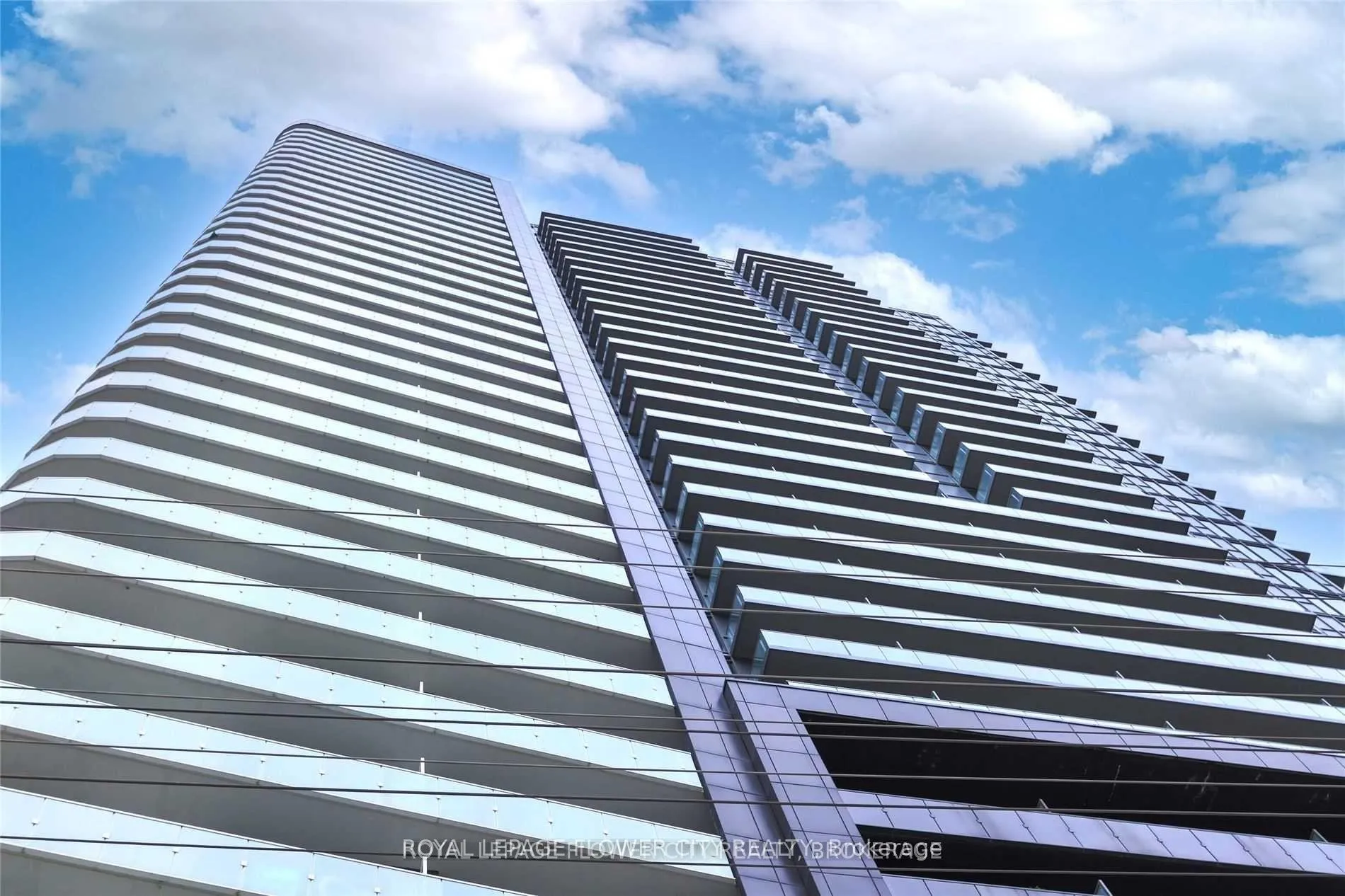 Photo 3 of Unit 2401, 7895 Jane Street, Vaughan, Concord — HOMEH
