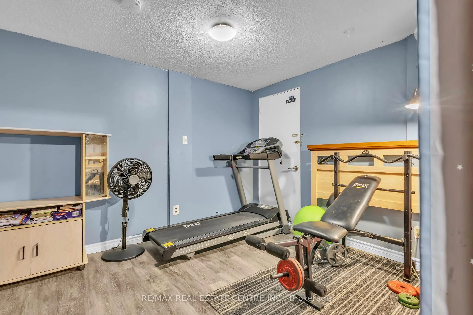 Photo 31 of Unit 7, 375 Pioneer Drive, Kitchener, Pioneer Park — HOMEH